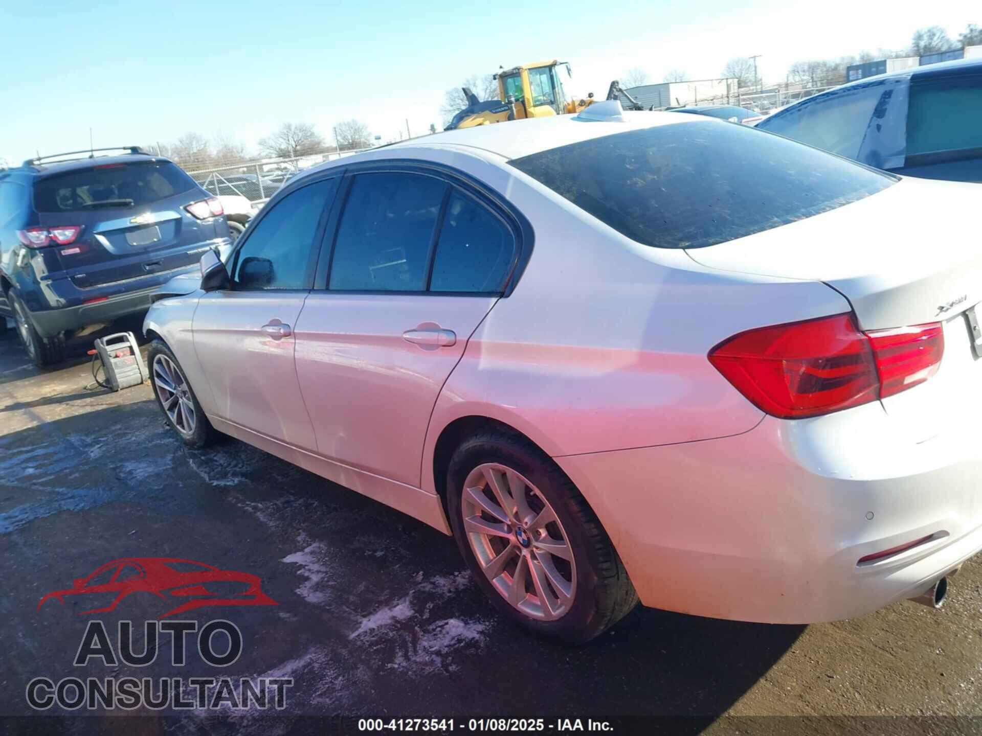 BMW 320I 2016 - WBA8E5G52GNU19304