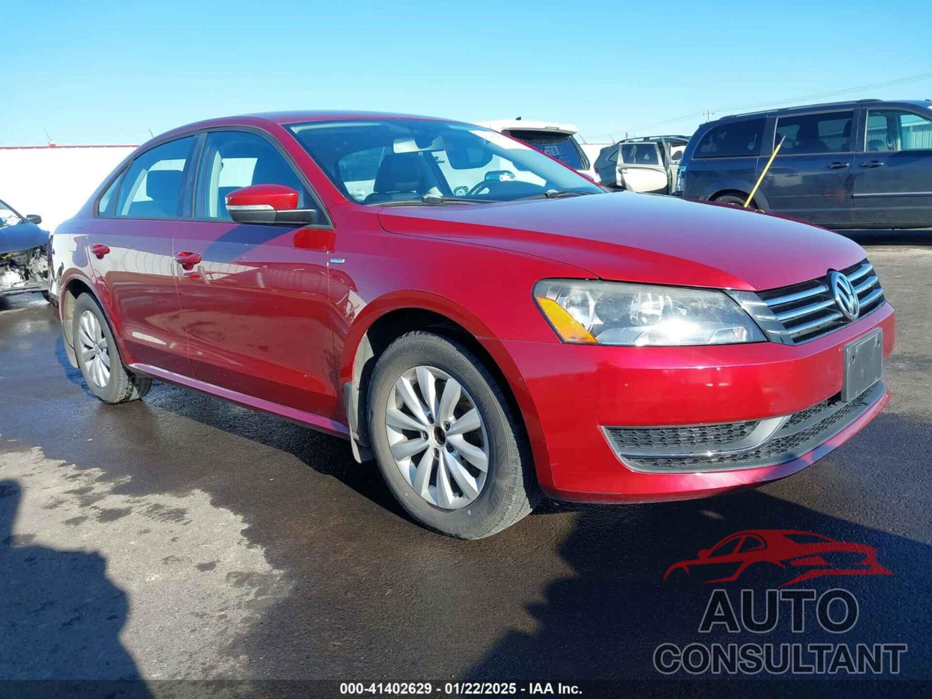 VOLKSWAGEN PASSAT 2015 - 1VWAT7A34FC014548