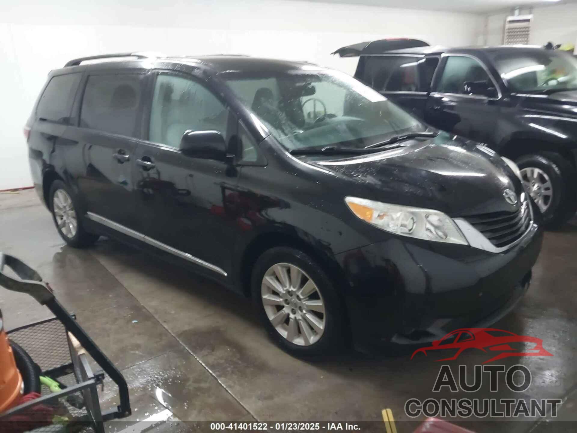 TOYOTA SIENNA 2015 - 5TDJK3DC7FS101014