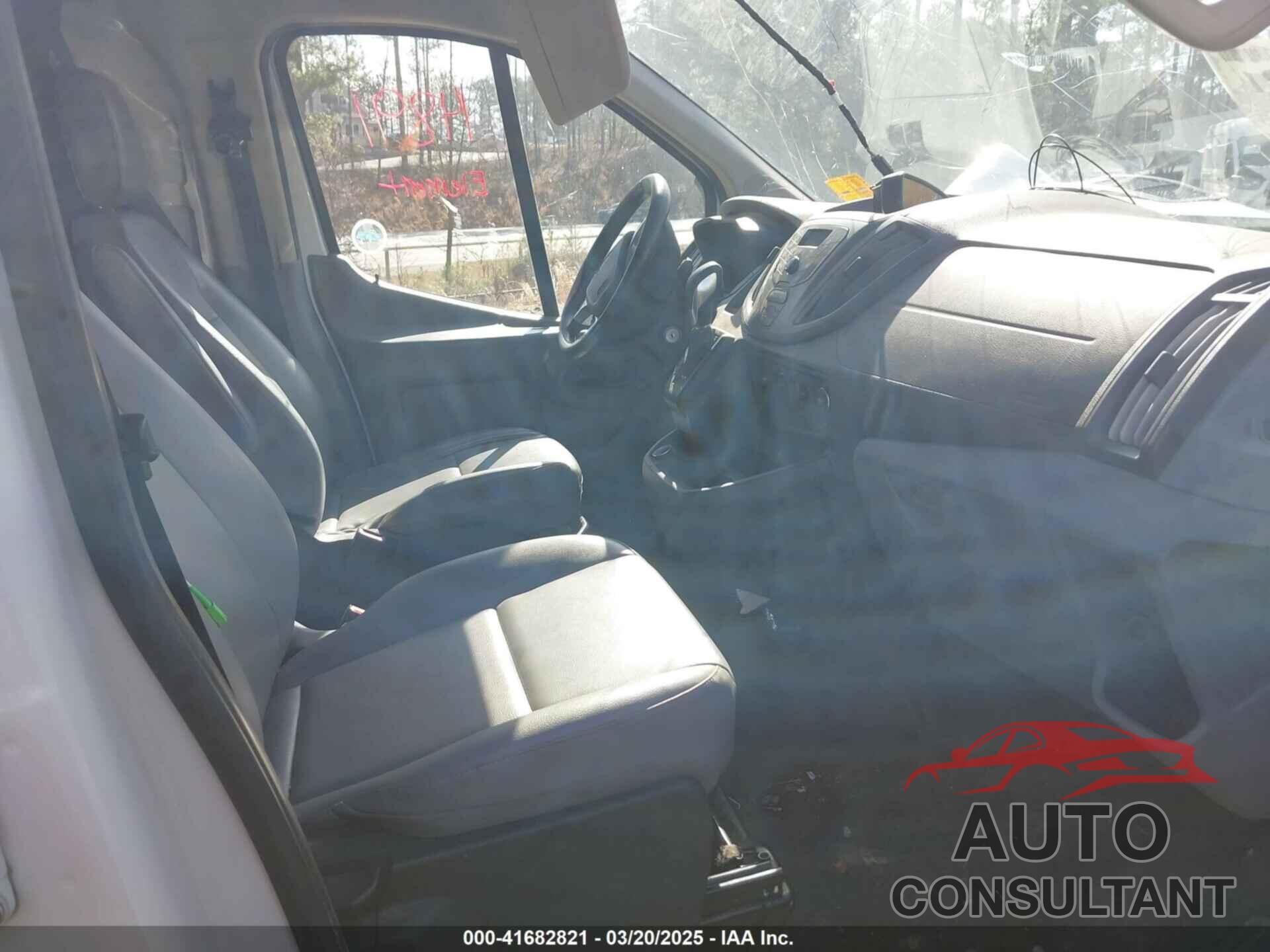 FORD TRANSIT-150 2018 - 1FTYE1ZM9JKA26683