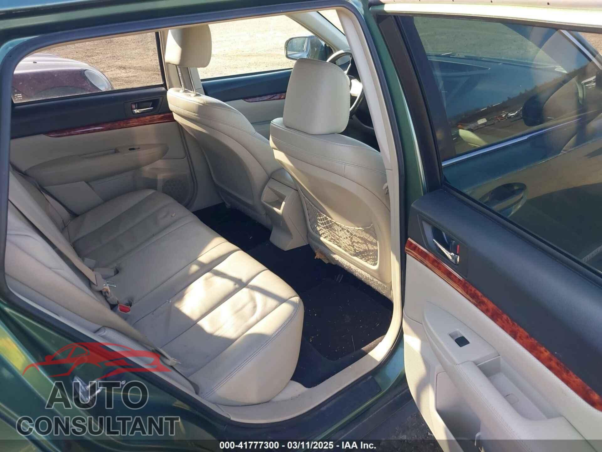 SUBARU OUTBACK 2010 - 4S4BRBKC8A3367239