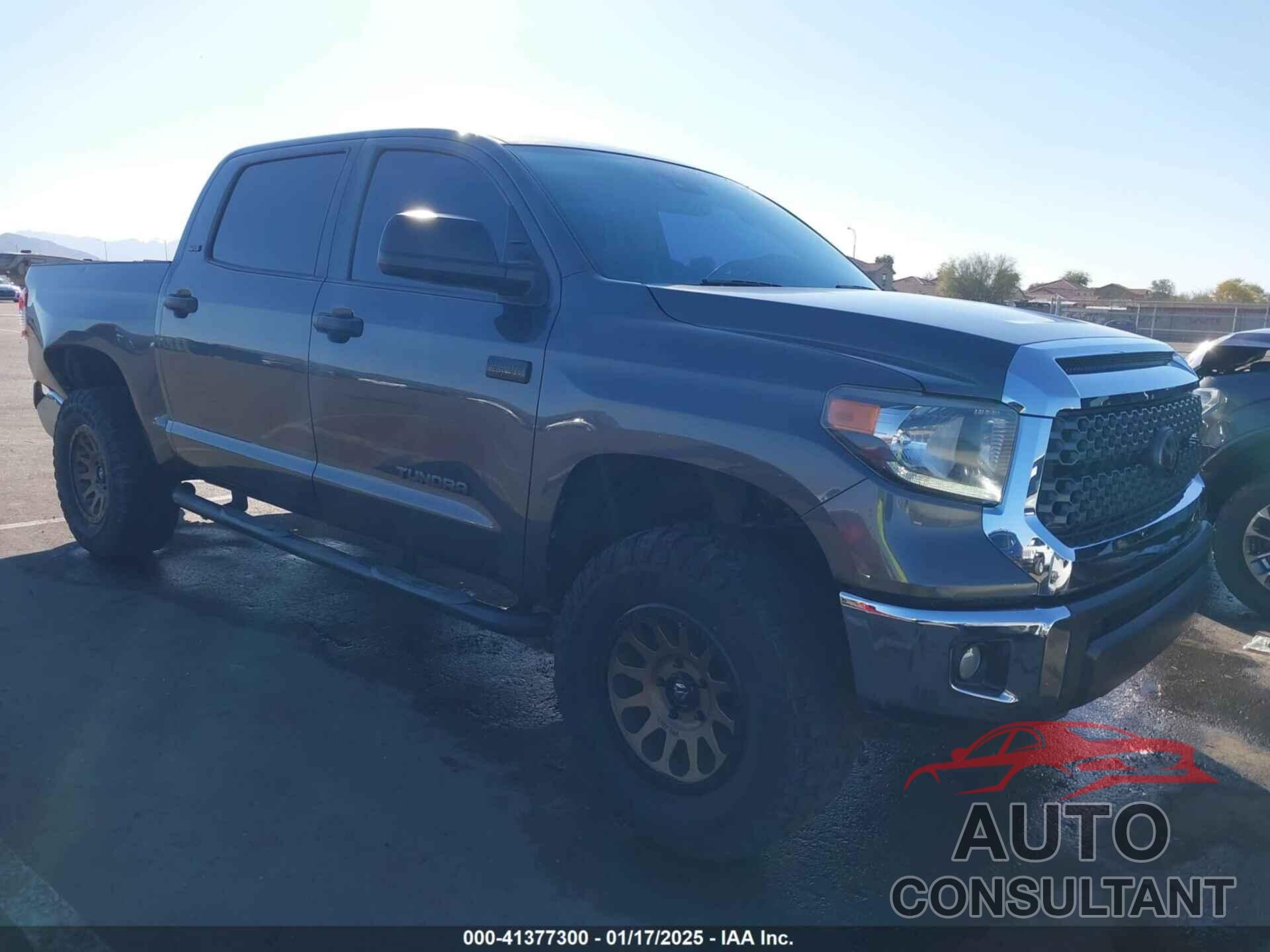 TOYOTA TUNDRA 2020 - 5TFDY5F19LX936170