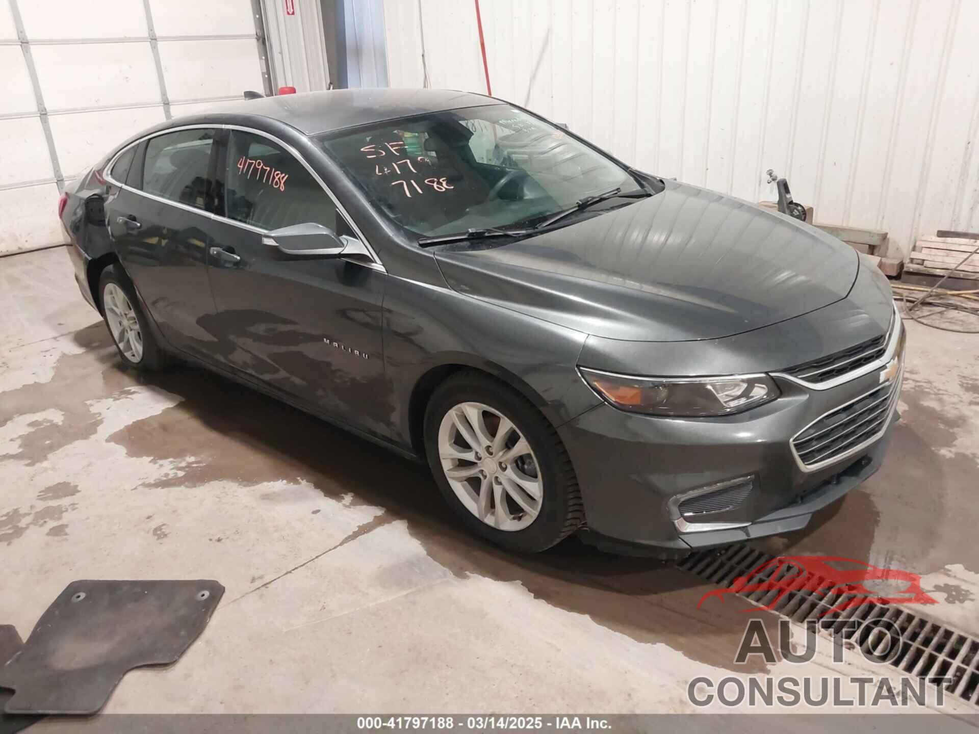 CHEVROLET MALIBU 2018 - 1G1ZD5ST4JF123761