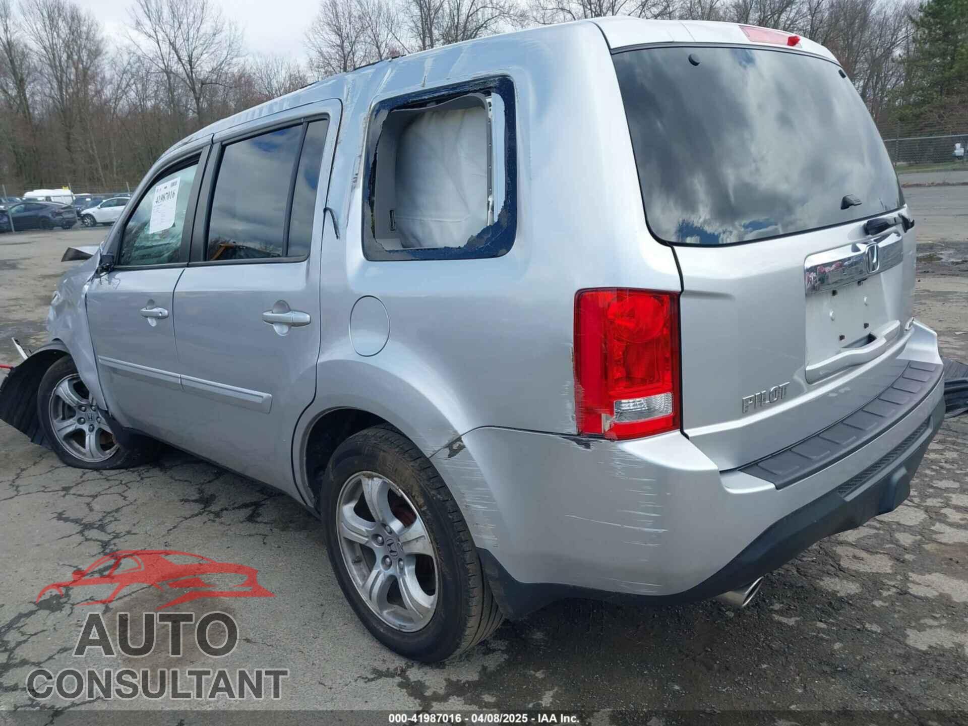 HONDA PILOT 2013 - 5FNYF4H65DB080307