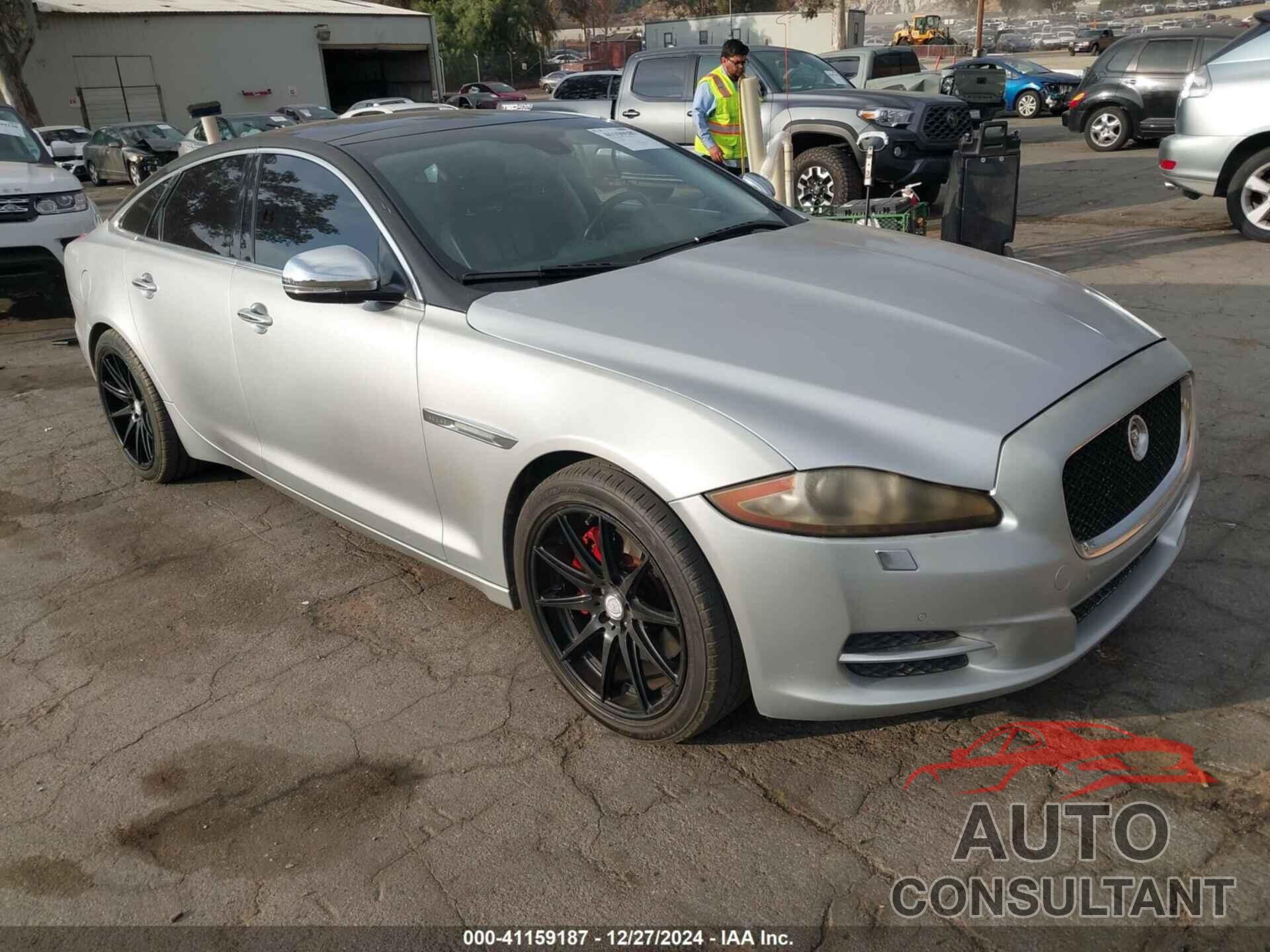 JAGUAR XJ 2013 - SAJWA1C74D8V57332