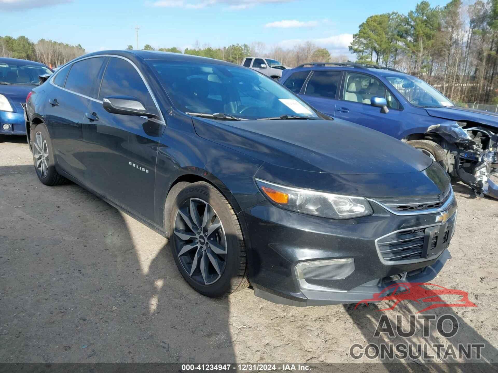 CHEVROLET MALIBU 2017 - 1G1ZE5ST4HF239260