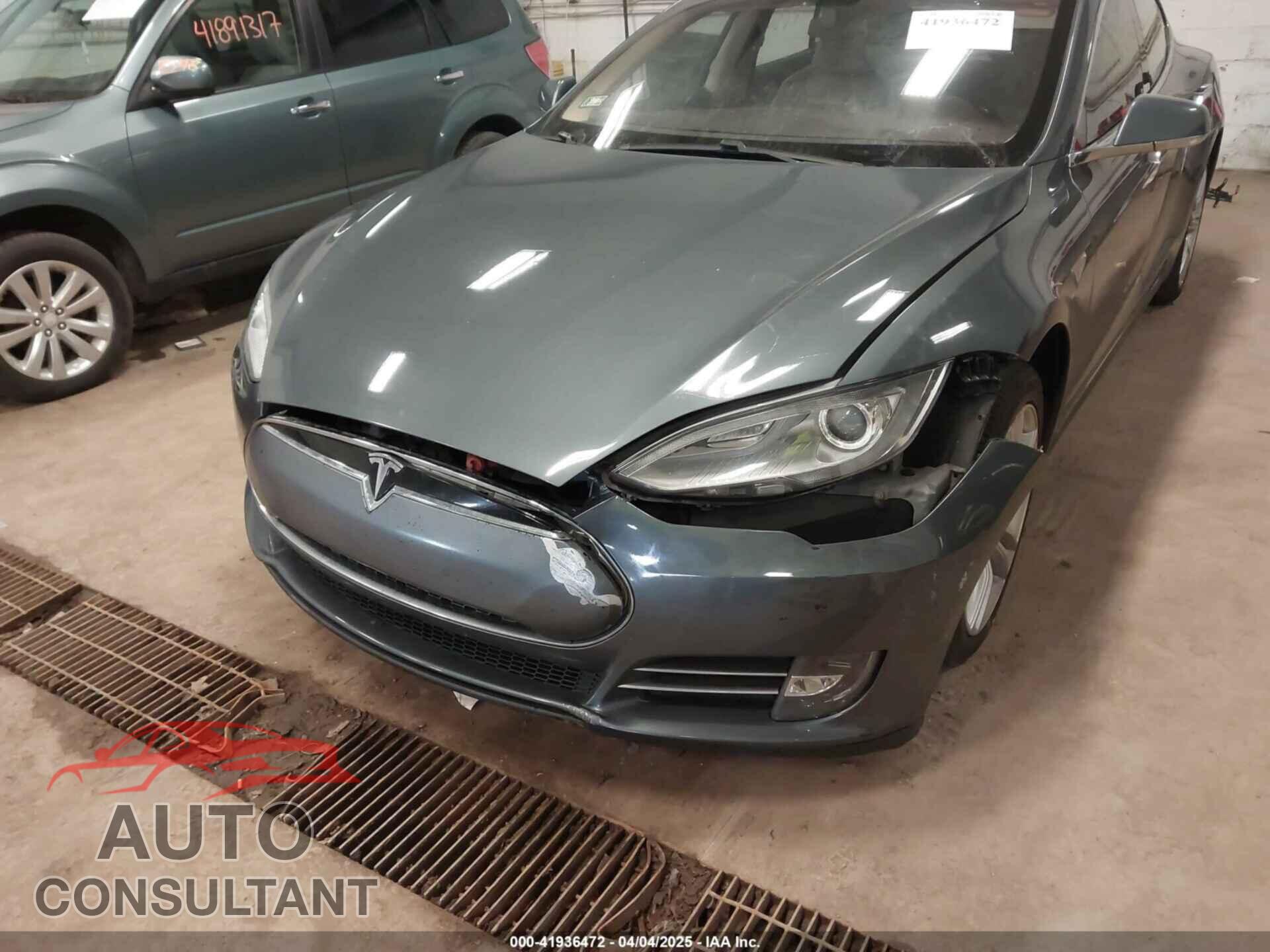 TESLA MODEL S 2013 - 5YJSA1CN9DFP13148