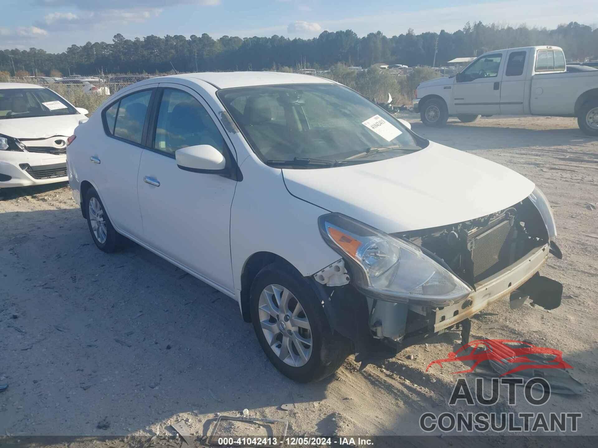 NISSAN VERSA 2018 - 3N1CN7AP7JL845700