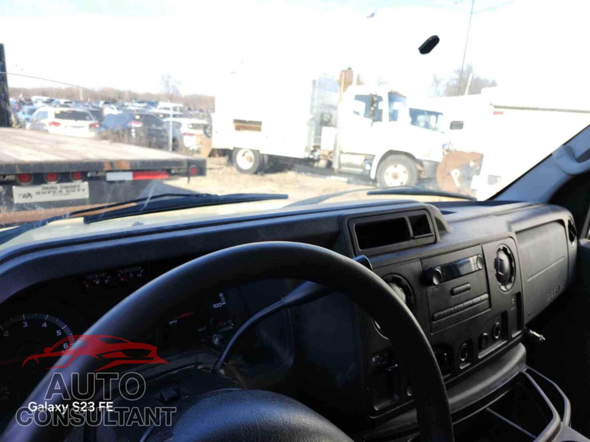FORD E-450 CUTAWAY 2018 - 1FDXE4FS5JDC33281