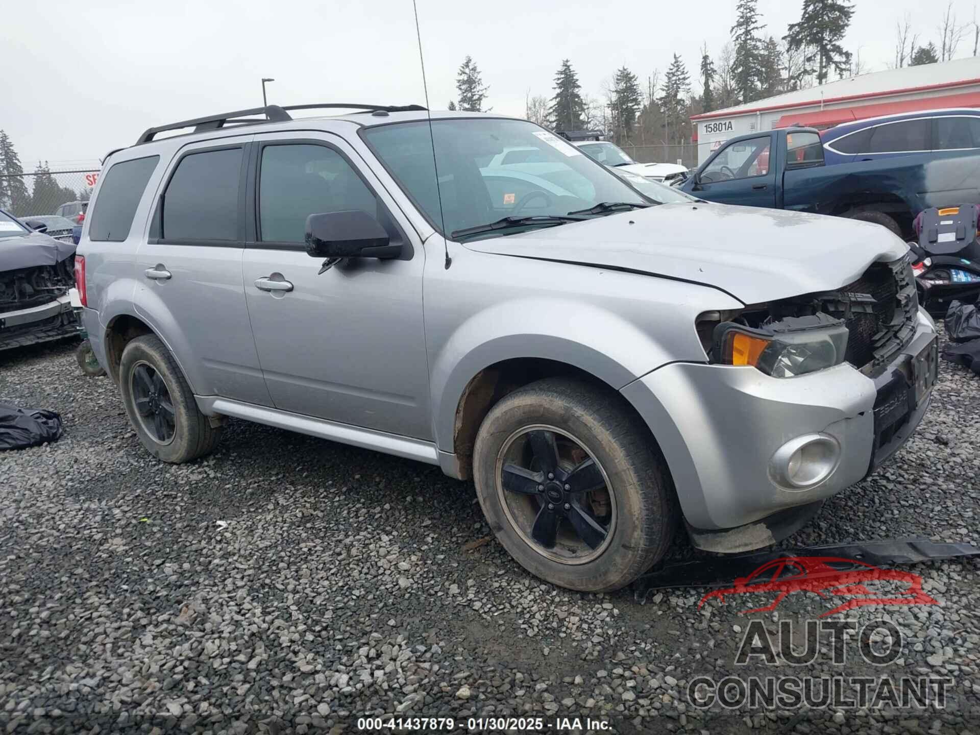 FORD ESCAPE 2010 - 1FMCU9D72AKC24126