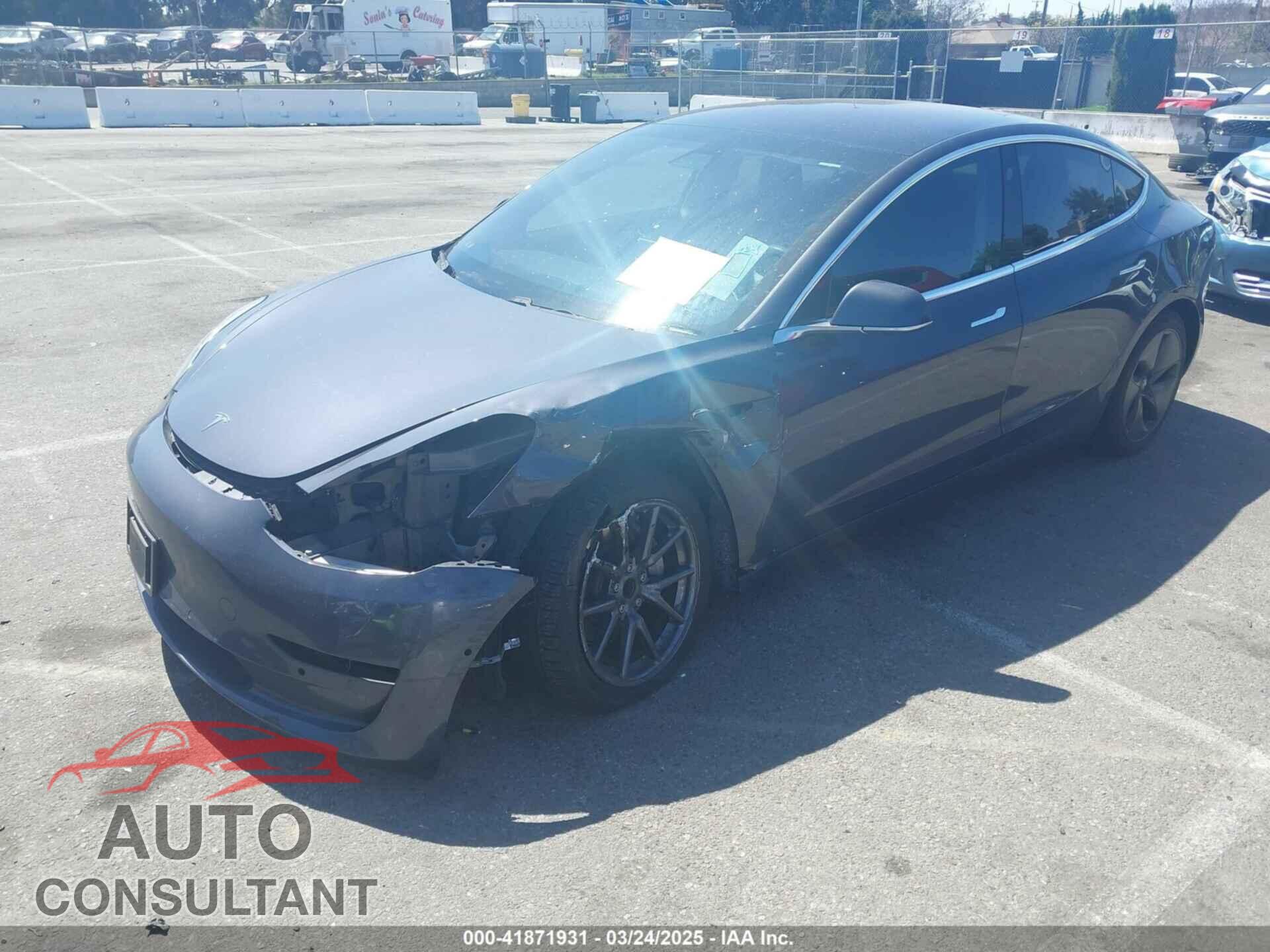 TESLA MODEL 3 2018 - 5YJ3E1EA9JF042319
