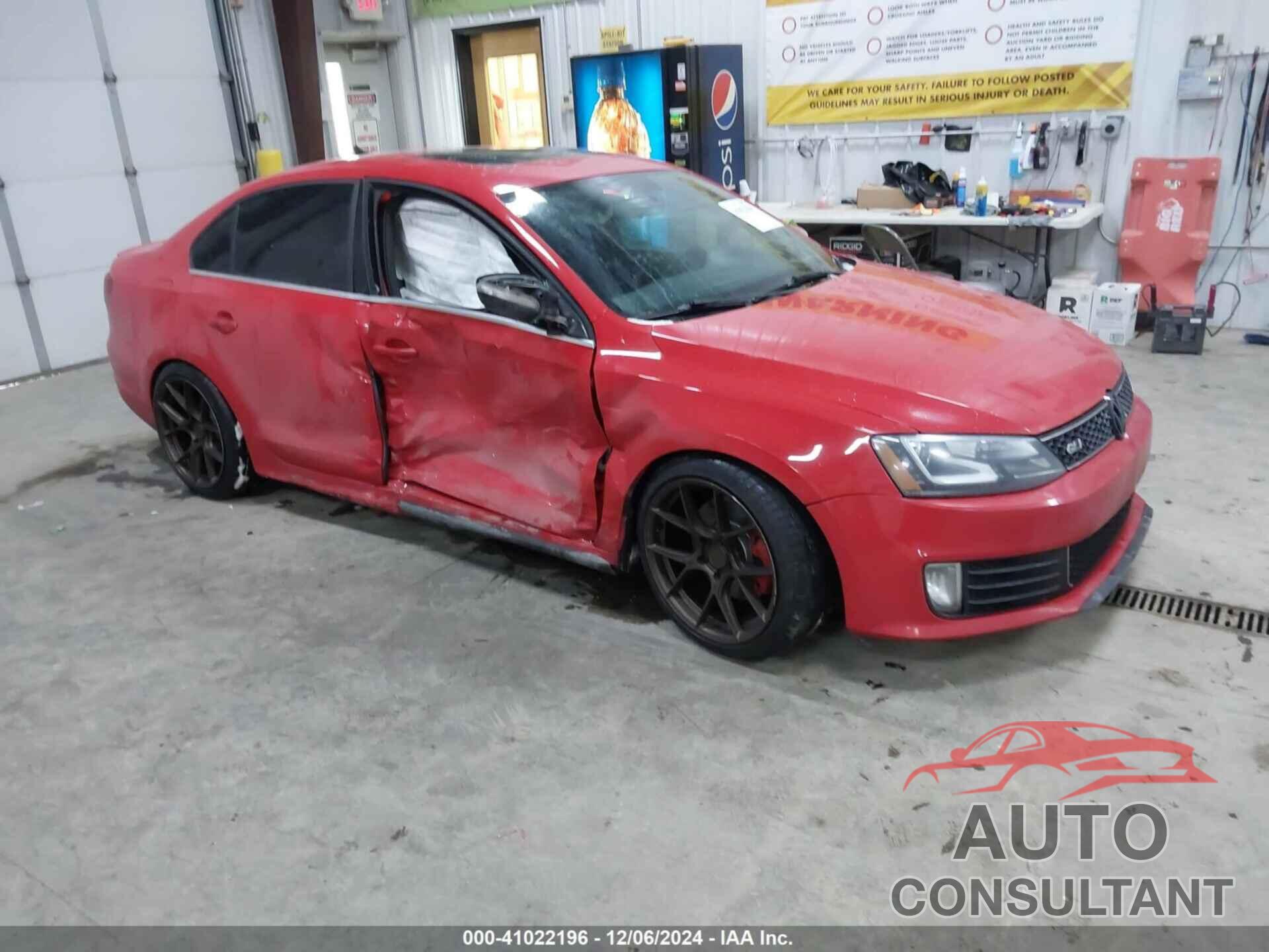 VOLKSWAGEN JETTA 2013 - 3VW5A7AJ2DM208903