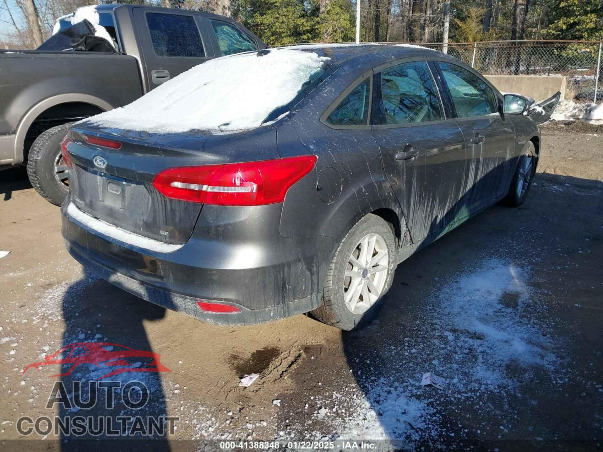 FORD FOCUS 2015 - 1FADP3F24FL276766