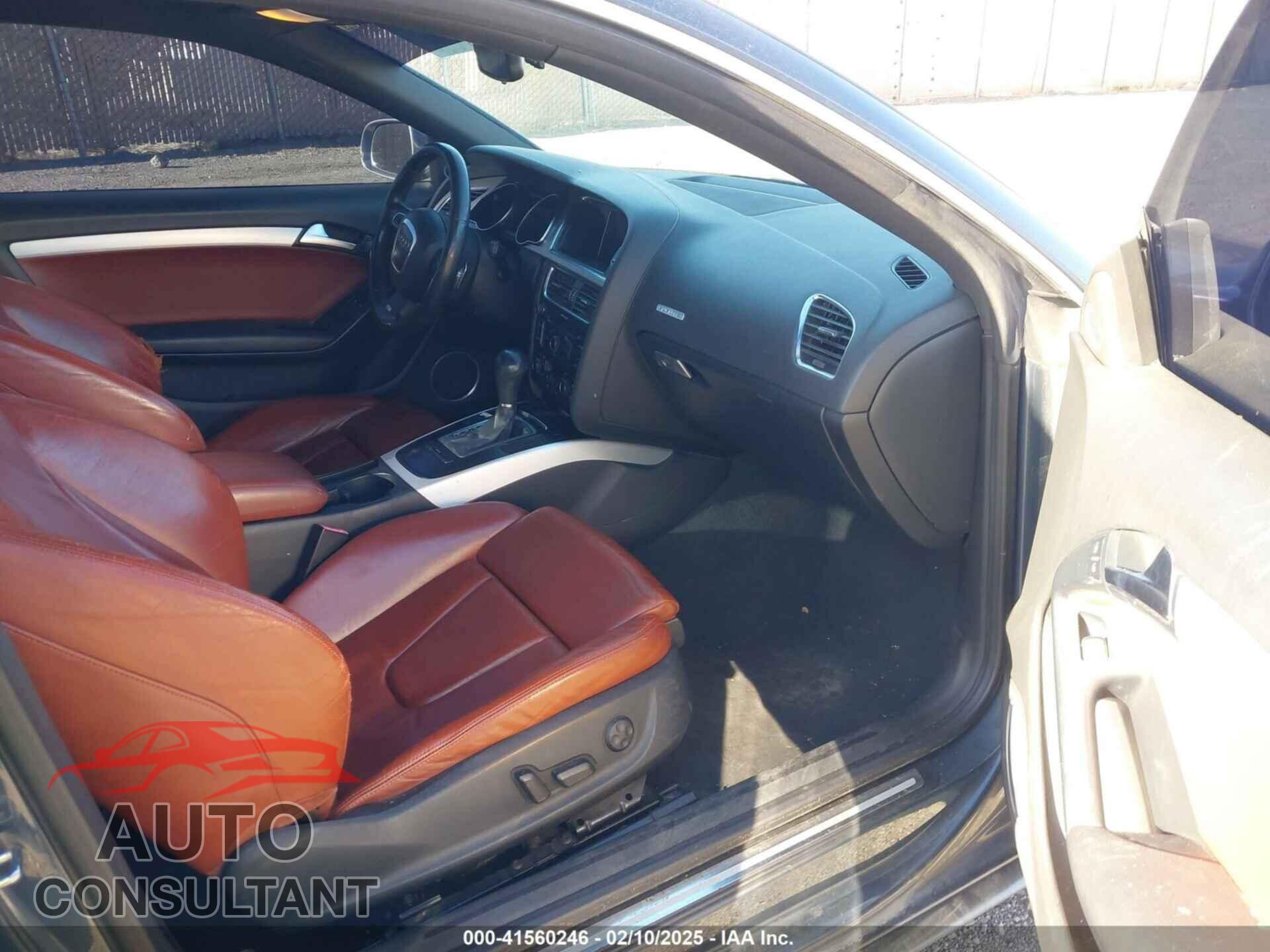 AUDI S5 2010 - WAUCVAFR7AA054009