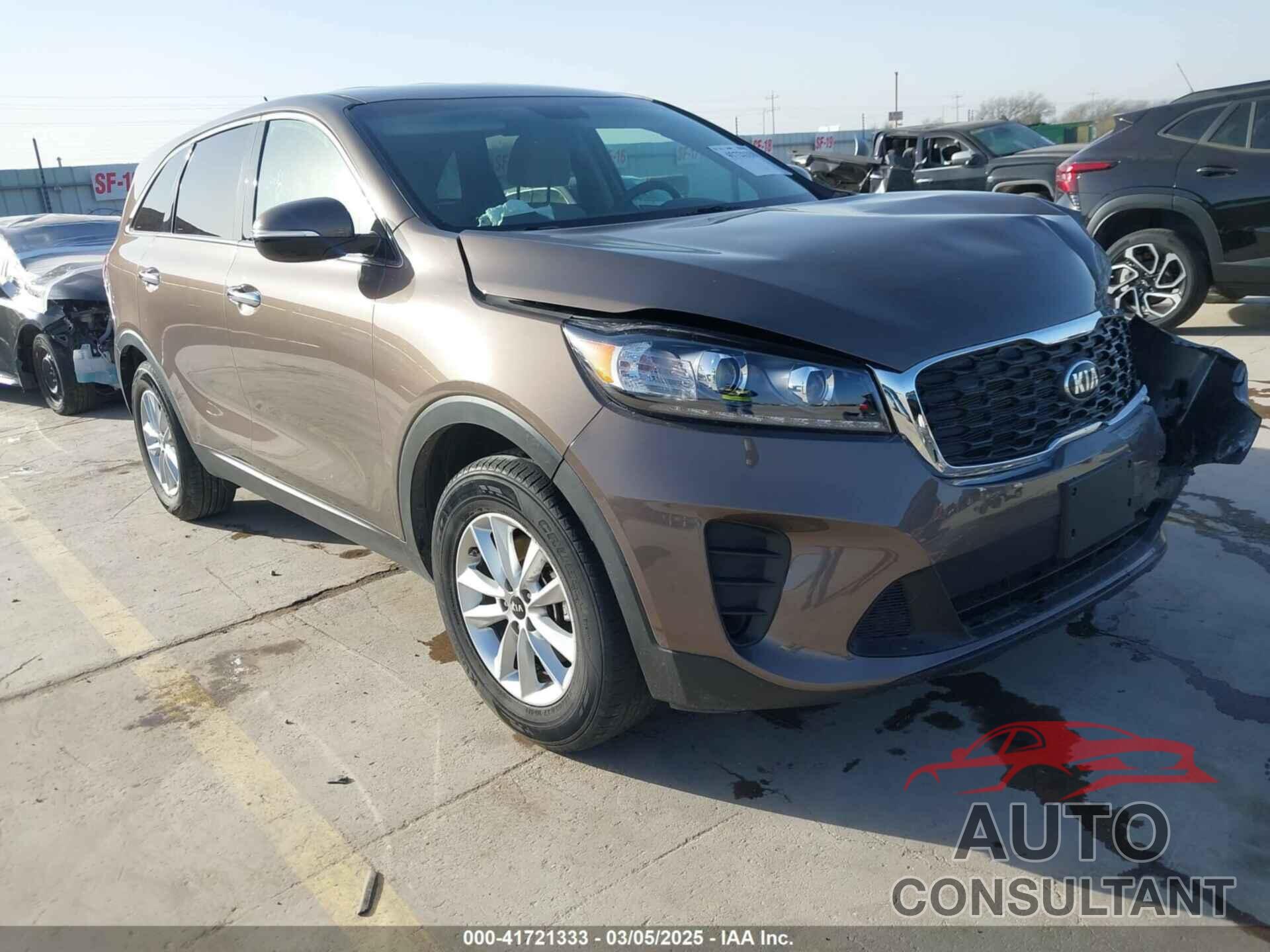 KIA SORENTO 2019 - 5XYPG4A31KG567938