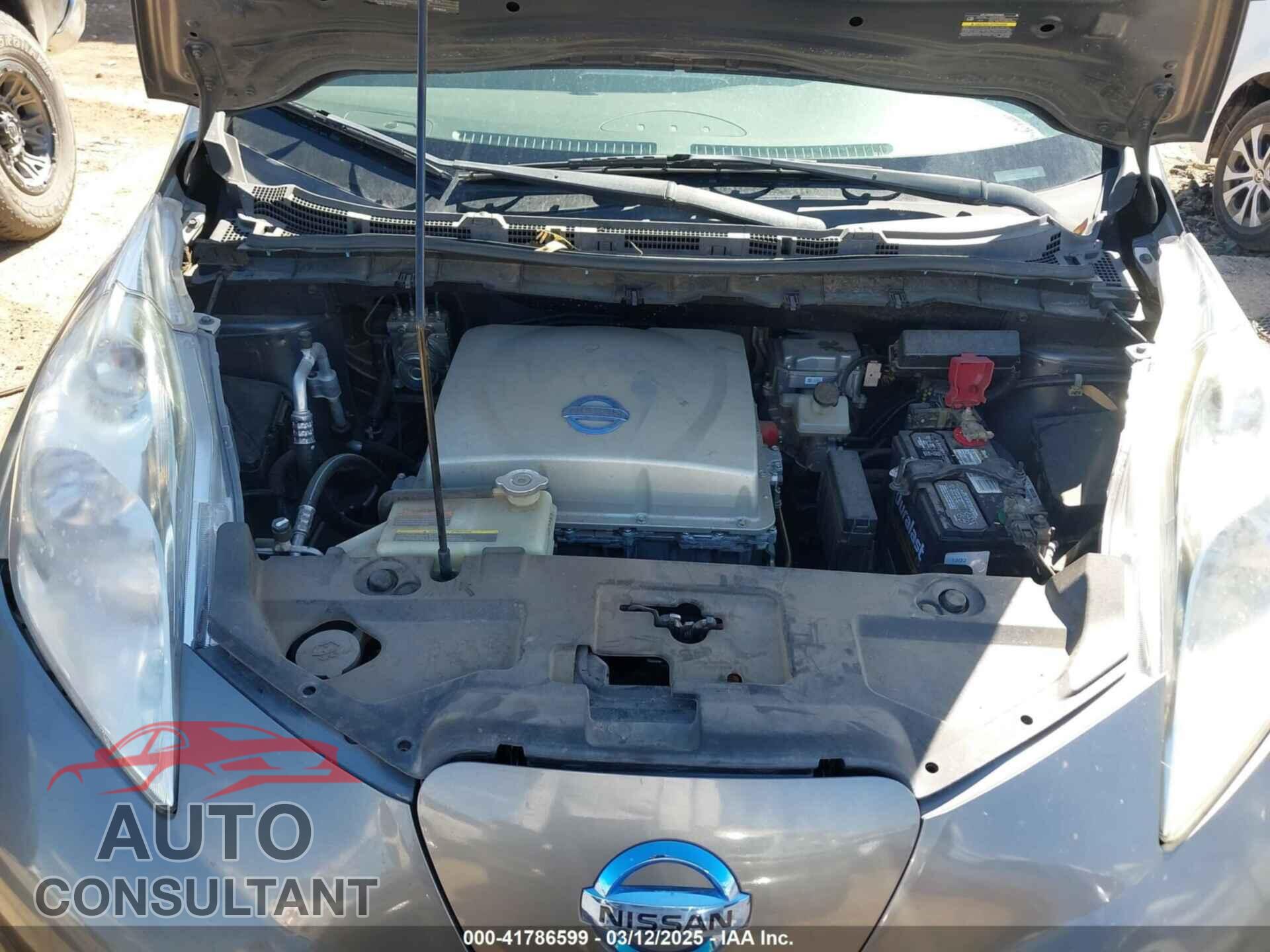 NISSAN LEAF 2015 - 1N4AZ0CP2FC314782