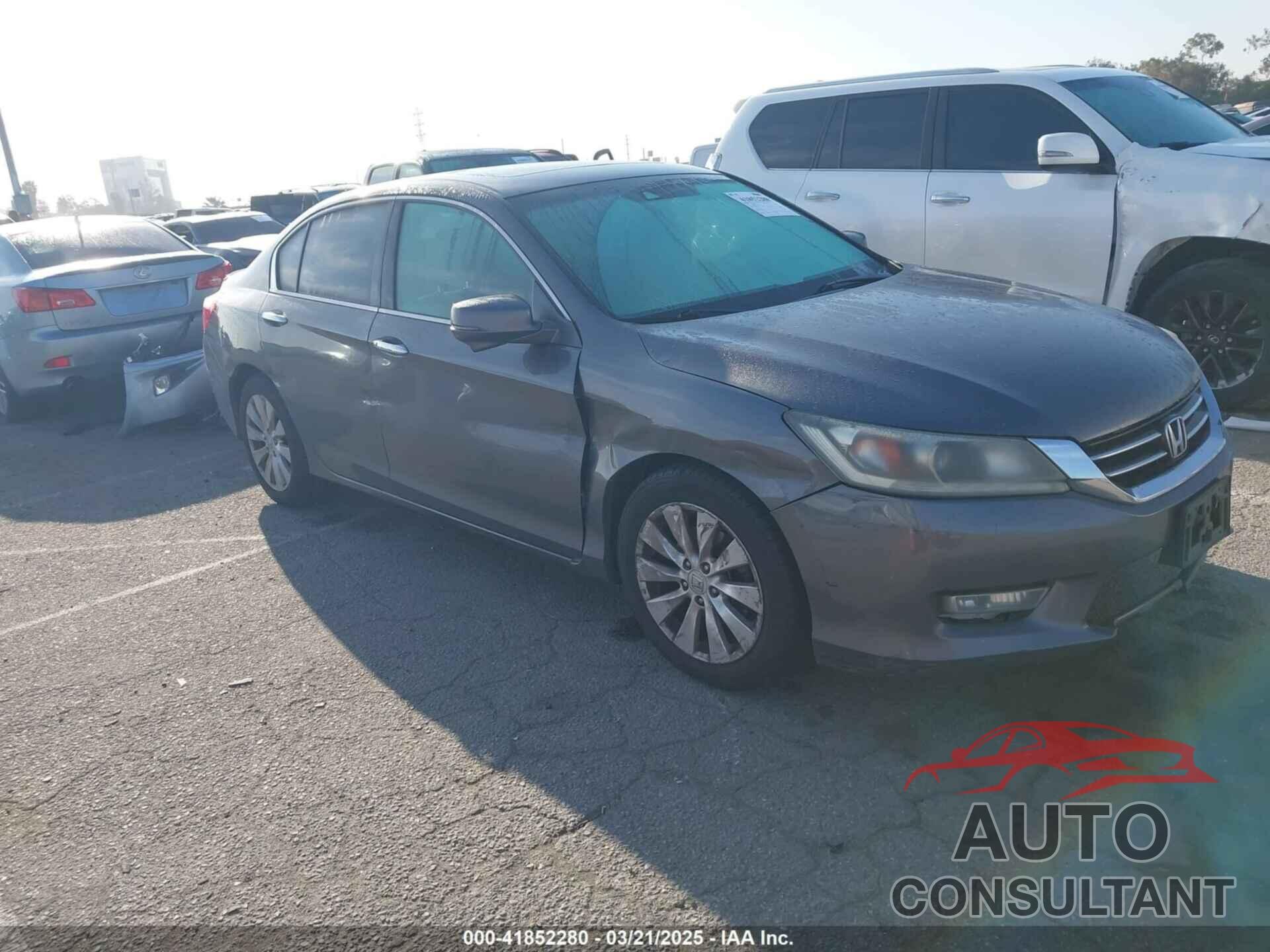HONDA ACCORD 2013 - 1HGCR3F80DA040551