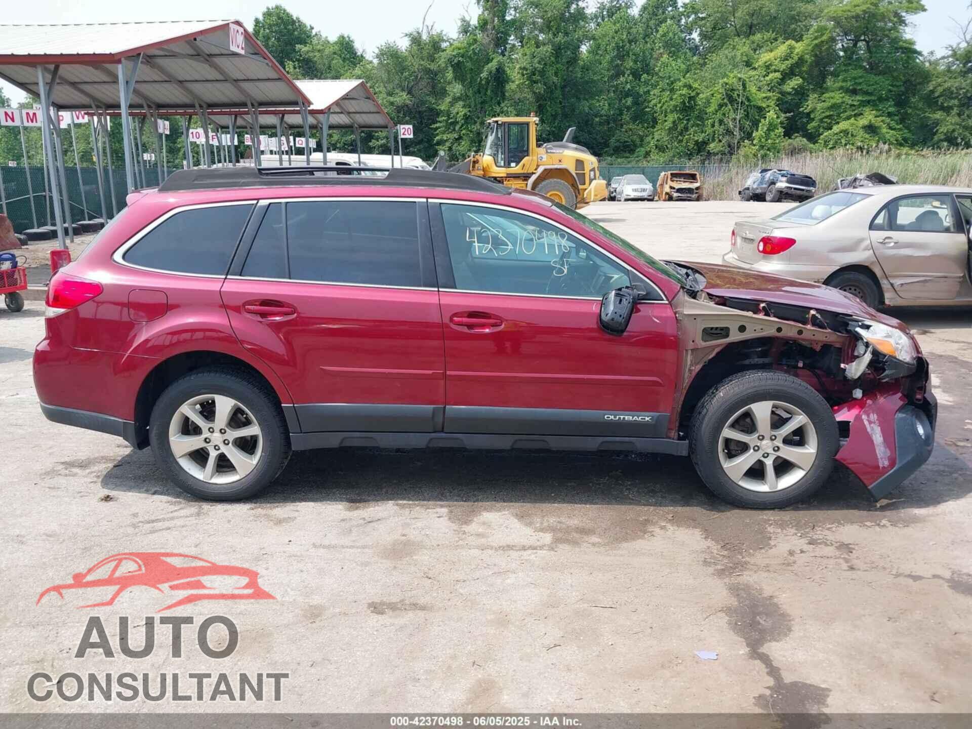 SUBARU OUTBACK 2014 - 4S4BRBNCXE3303012