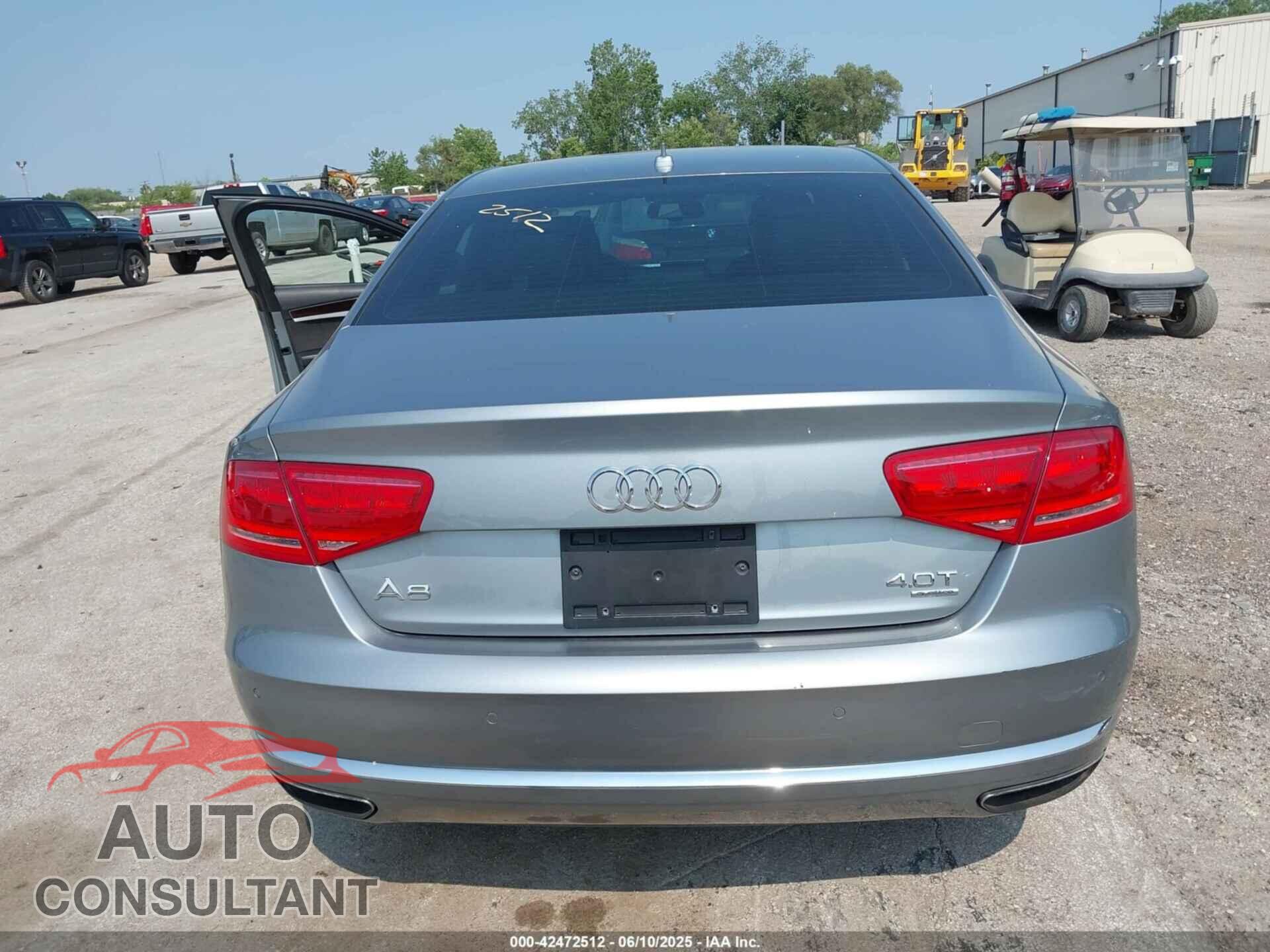AUDI A8 2013 - WAUA2AFD5DN021950