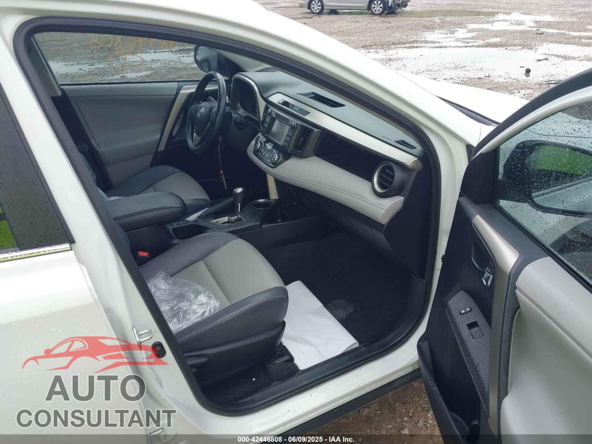 TOYOTA RAV4 2013 - 2T3DFREV8DW108943