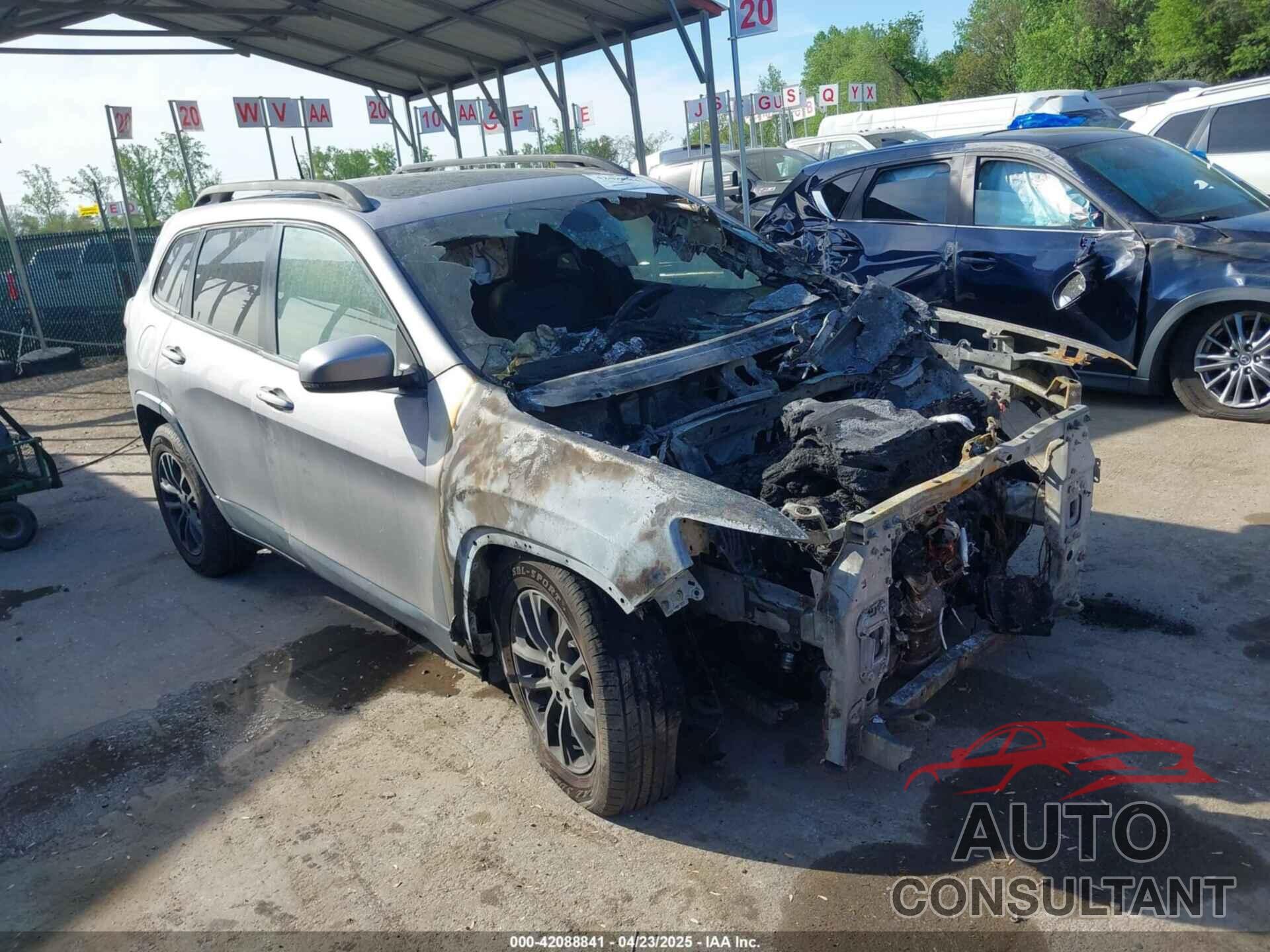 JEEP CHEROKEE 2019 - 1C4PJMLX0KD447094