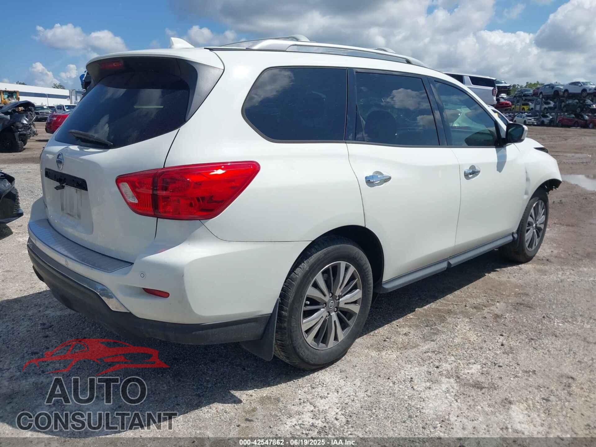 NISSAN PATHFINDER 2019 - 5N1DR2MN4KC596512