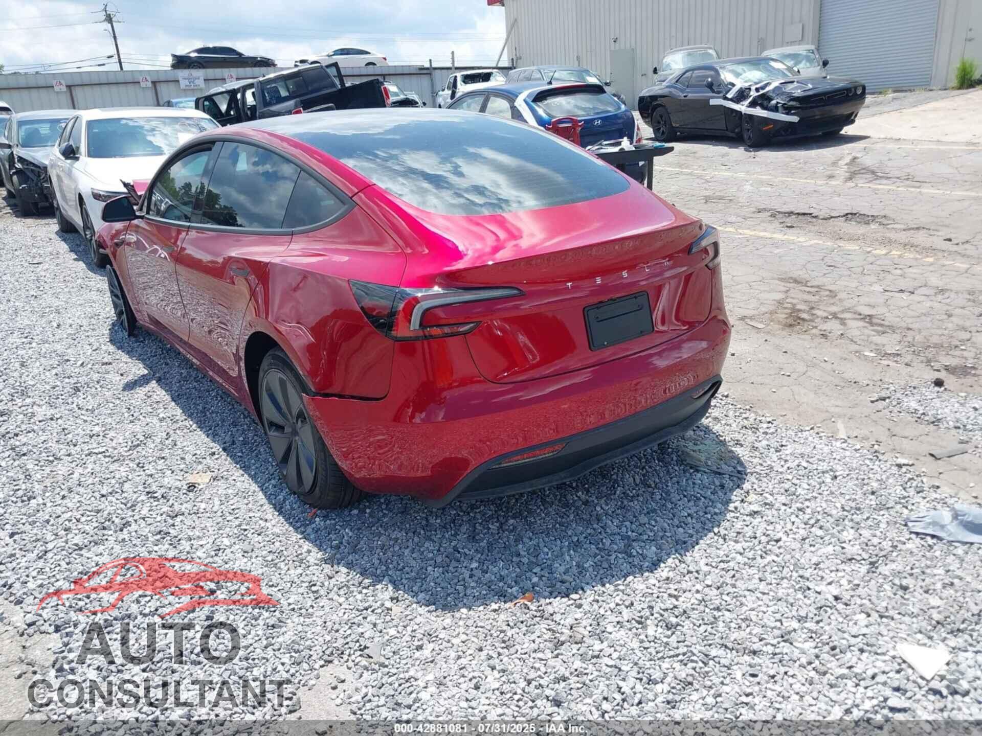 TESLA MODEL 3 2025 - 5YJ3E1EA9SF031211