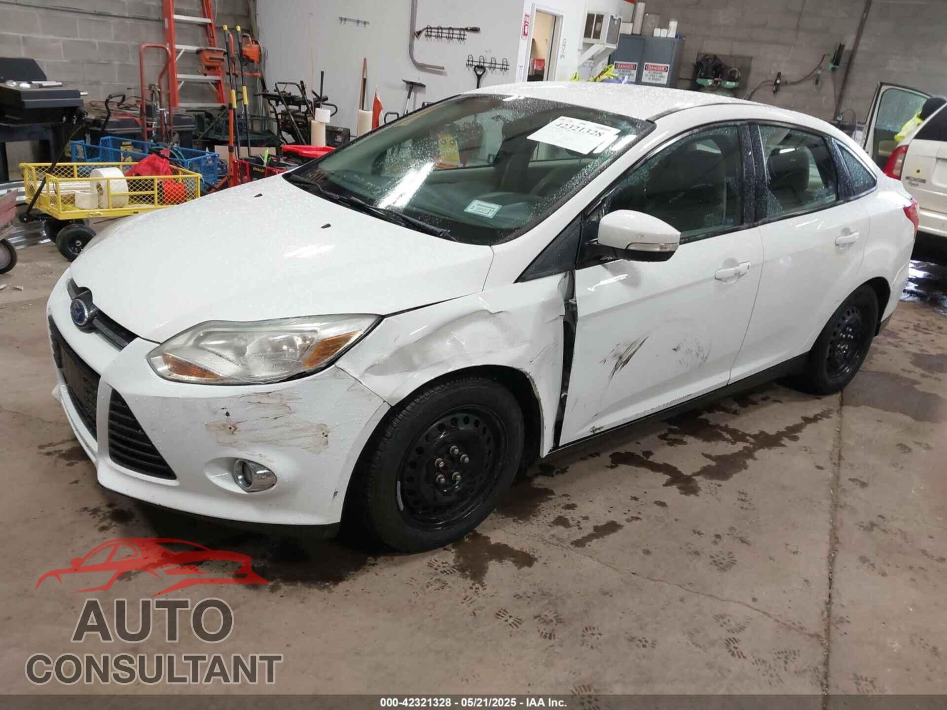 FORD FOCUS 2012 - 1FAHP3F21CL301085