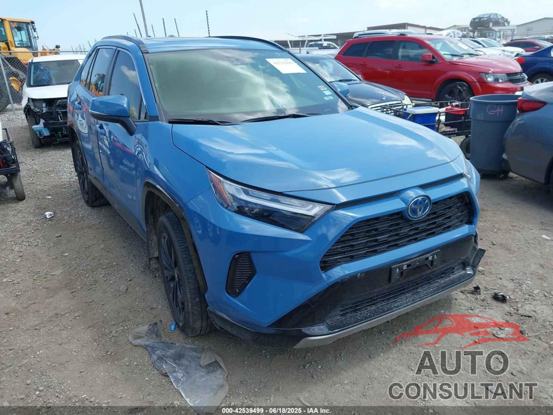 TOYOTA RAV4 HYBRID 2024 - JTM16RFV6RD566647