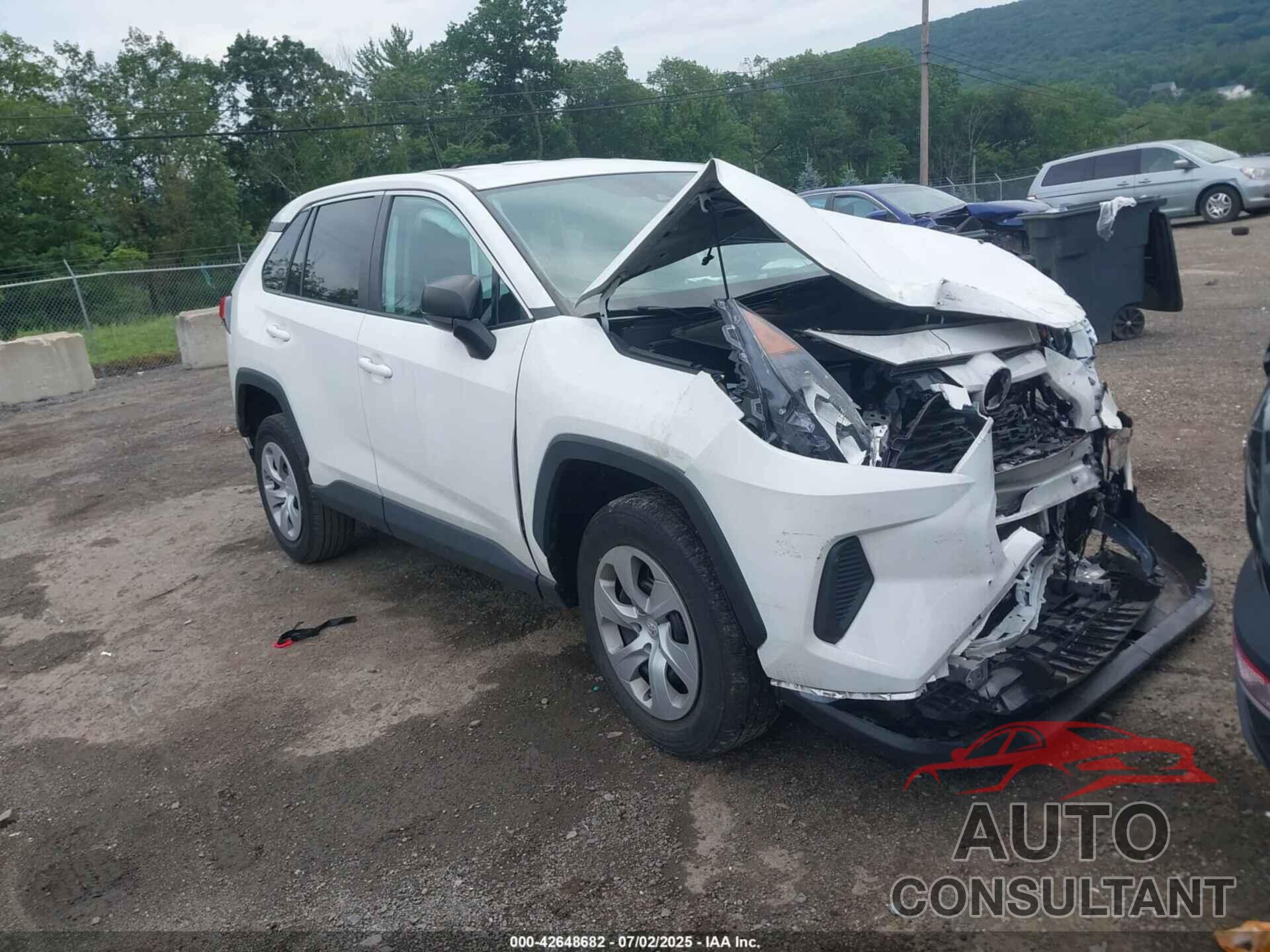 TOYOTA RAV4 2022 - 2T3F1RFV2NW281980