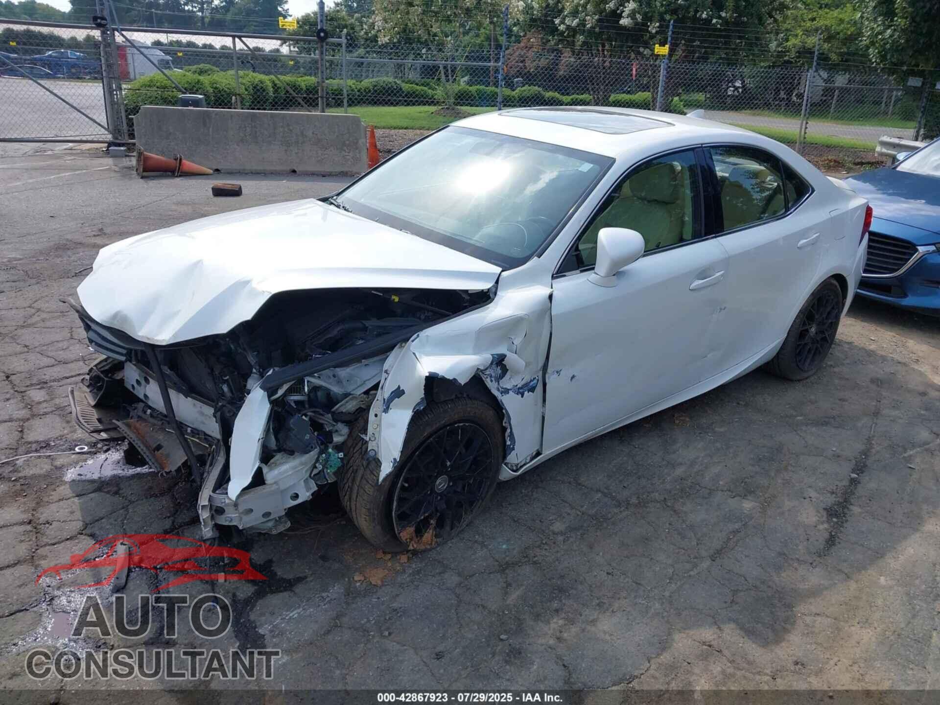 LEXUS IS 250 2014 - JTHBF1D22E5020302