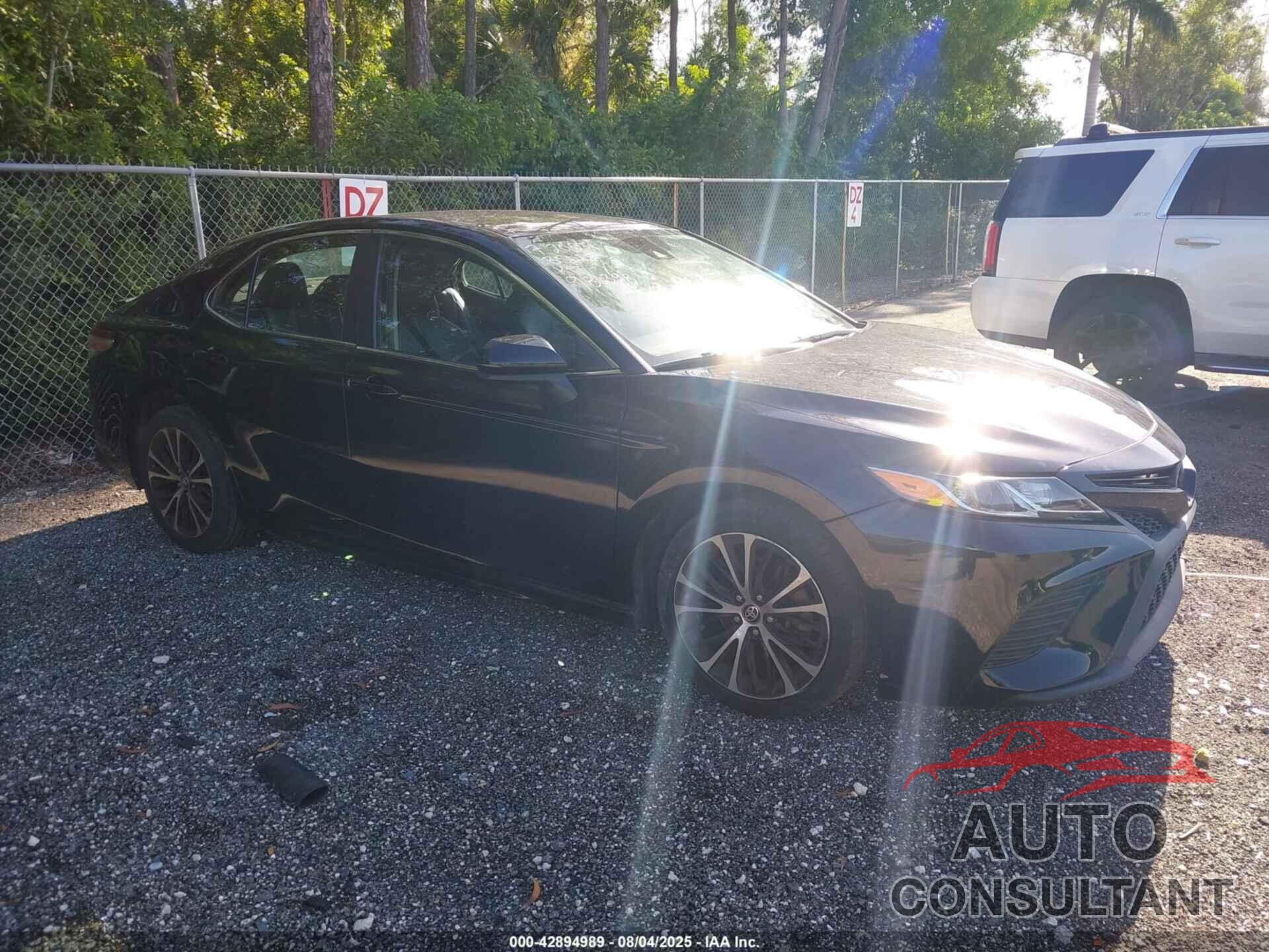 TOYOTA CAMRY 2020 - 4T1G11AK4LU986398