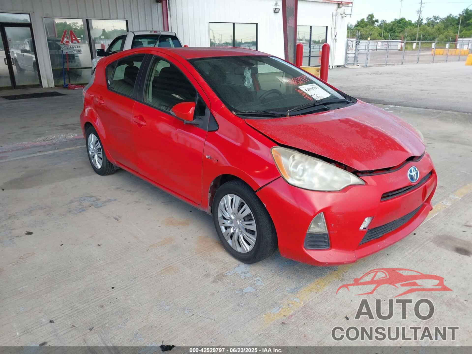 TOYOTA PRIUS C 2014 - JTDKDTB36E1070996