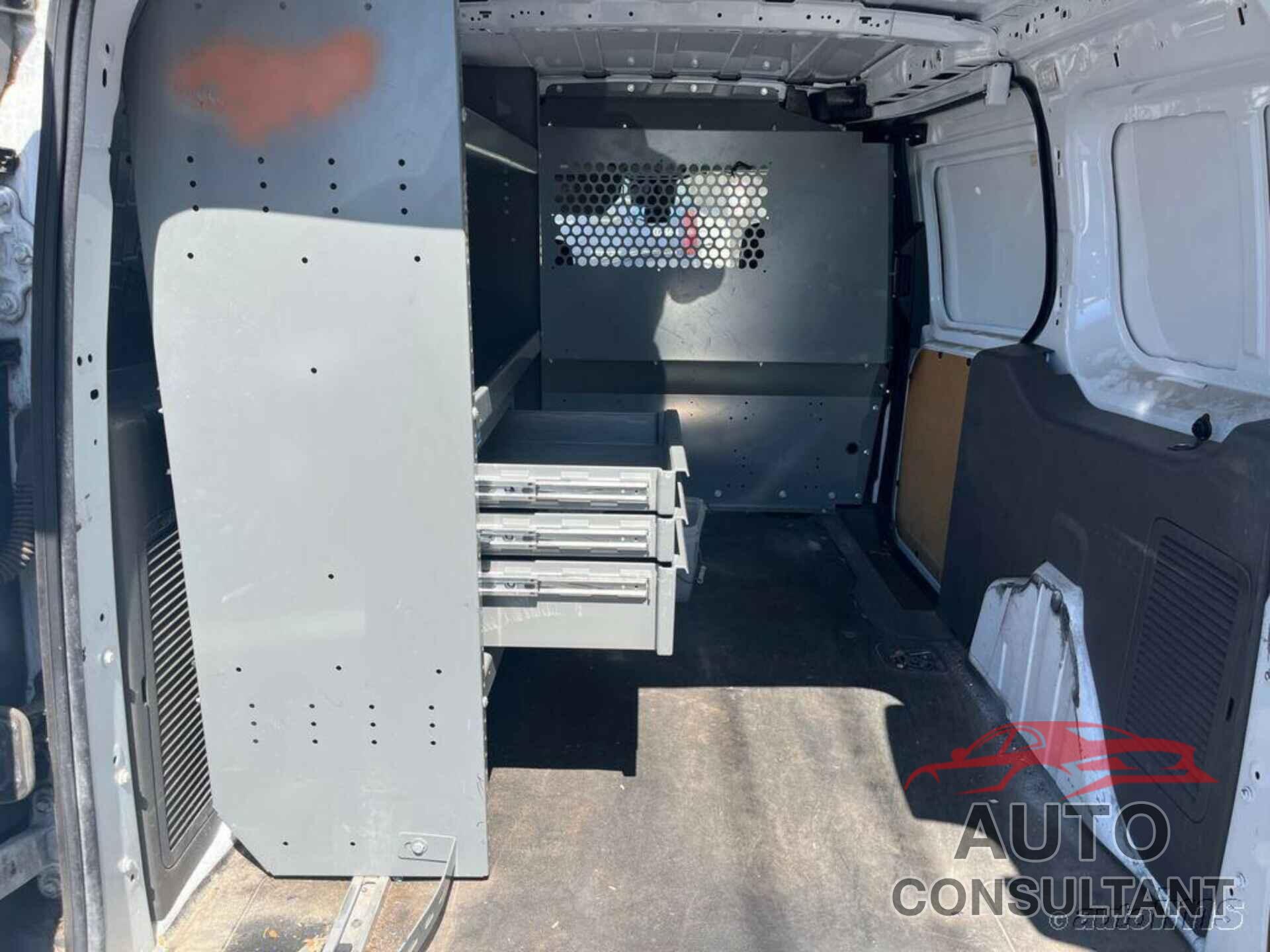 FORD TRANSIT CONNECT 2019 - NM0LS7E78K1396842