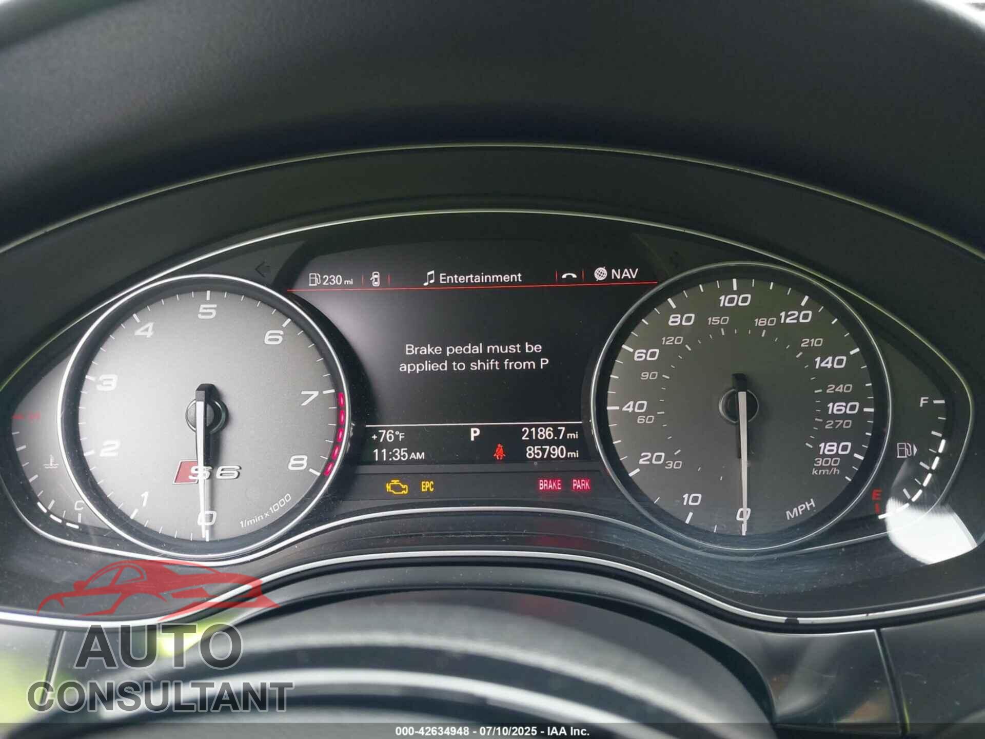 AUDI S6 2013 - WAUJ2AFC8DN033789