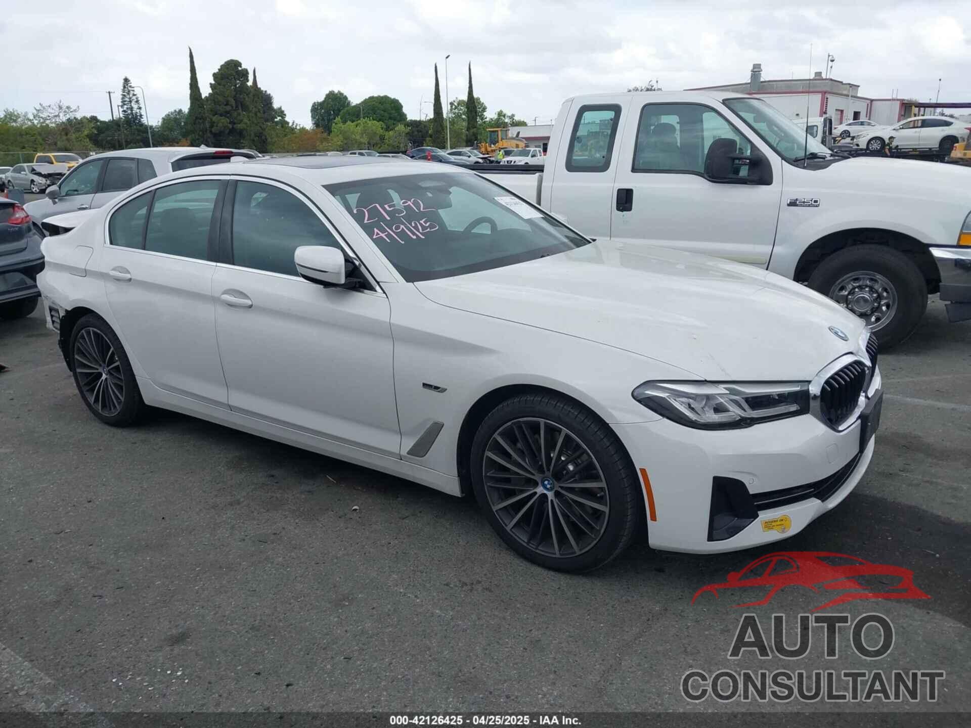BMW 530E 2022 - WBA13AG07NCJ53016