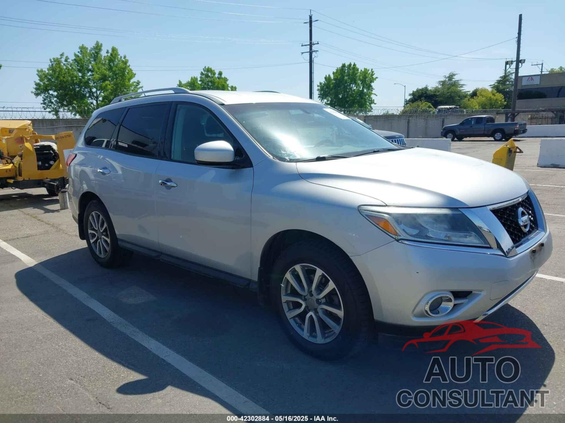 NISSAN PATHFINDER 2016 - 5N1AR2MM4GC630868