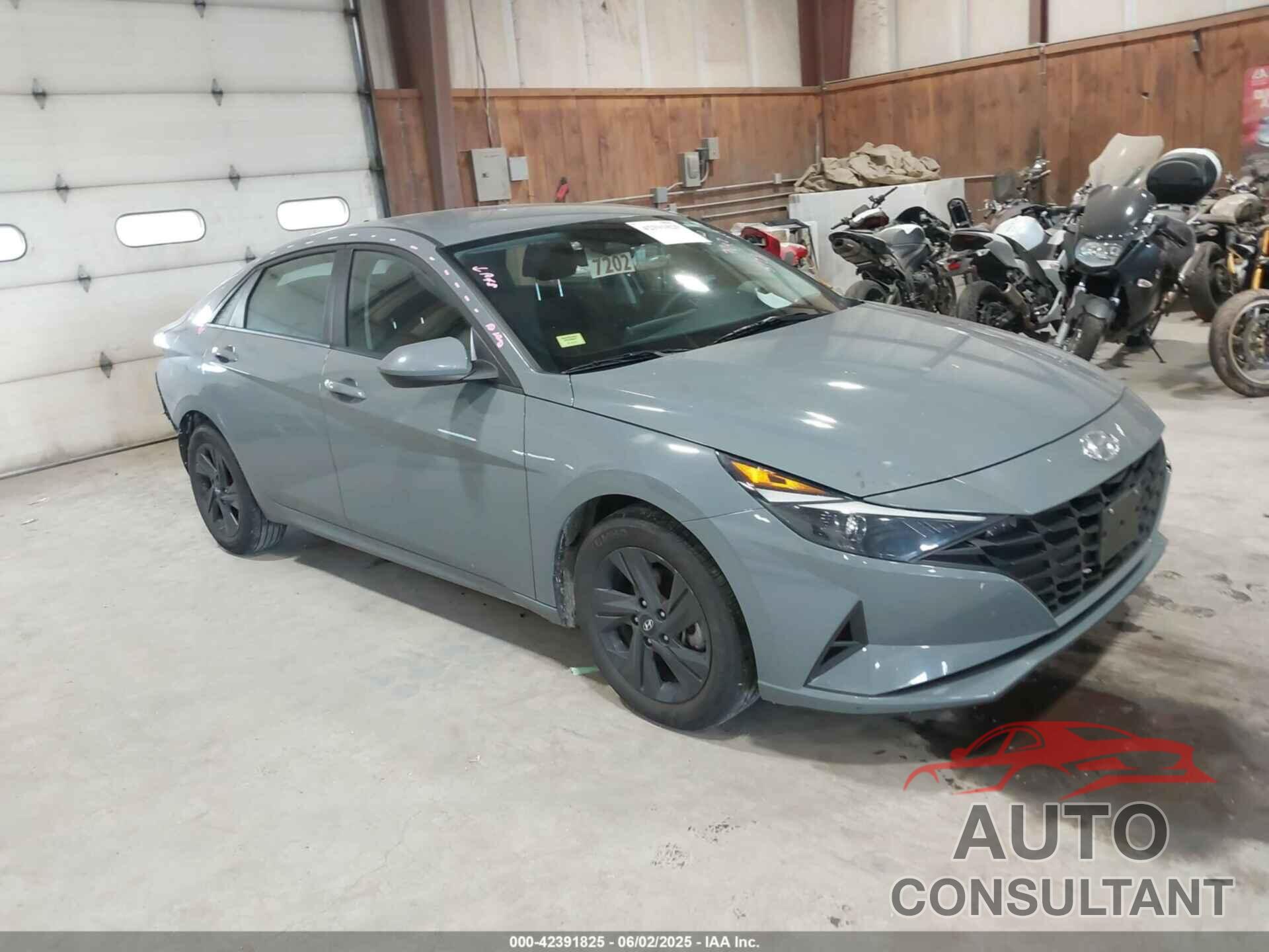 HYUNDAI ELANTRA 2023 - KMHLM4AG7PU371899
