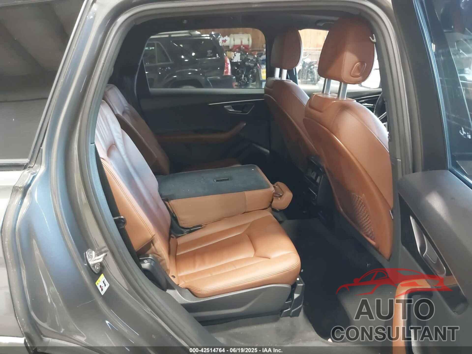 AUDI Q7 2022 - WA1LXBF72ND008409
