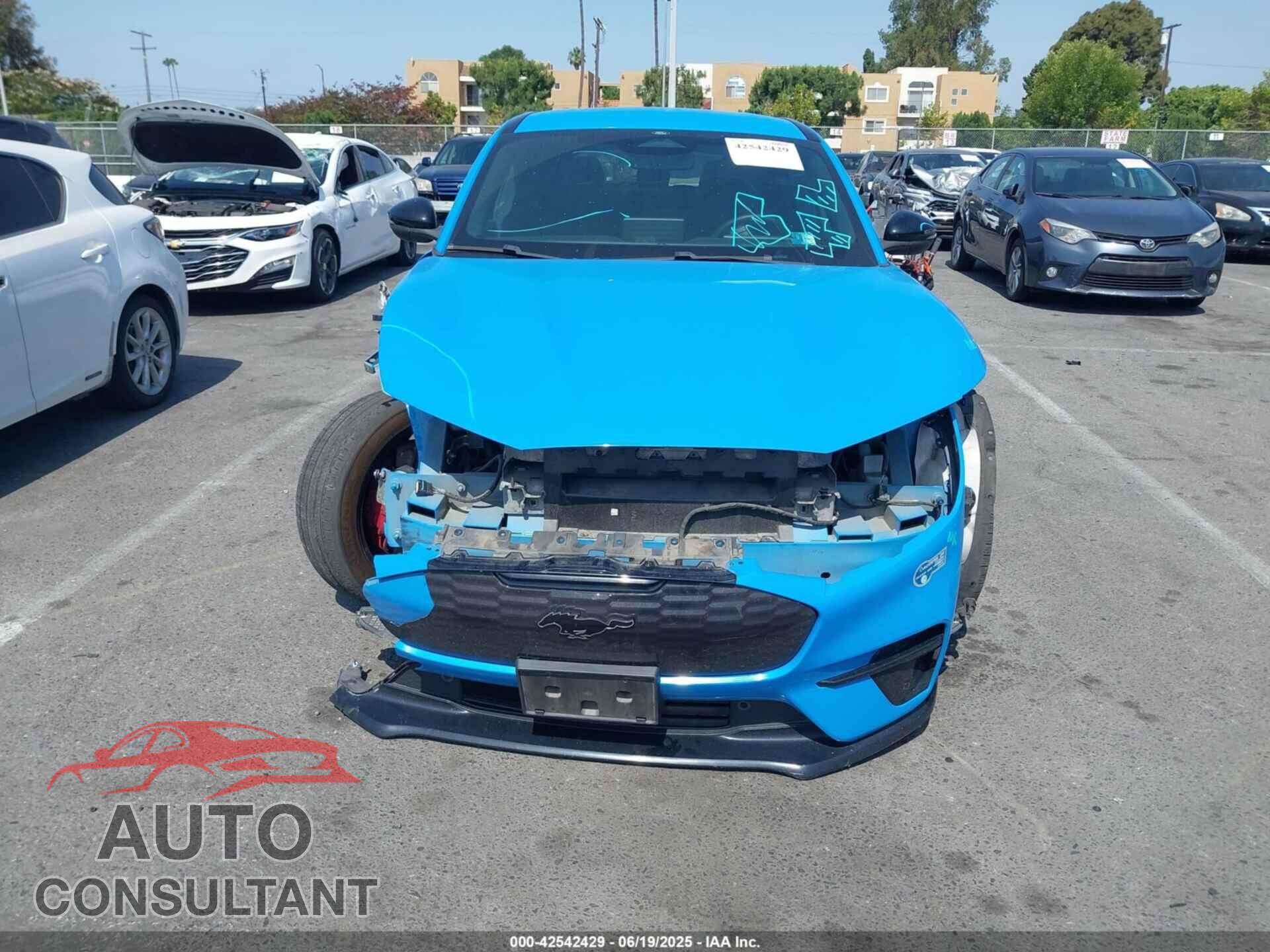FORD MUSTANG MACH-E 2021 - 3FMTK4SE3MME00768