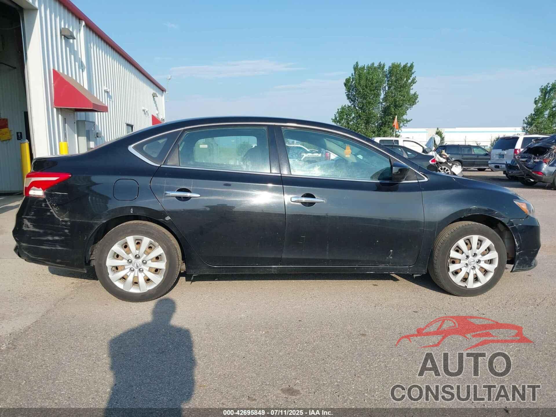 NISSAN SENTRA 2019 - 3N1AB7AP5KY352201