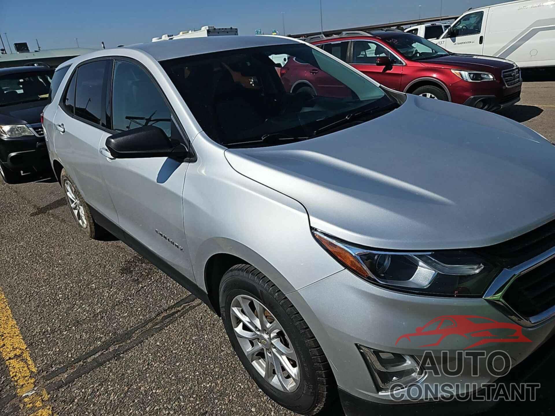 CHEVROLET EQUINOX 2018 - 2GNAXREV4J6319636