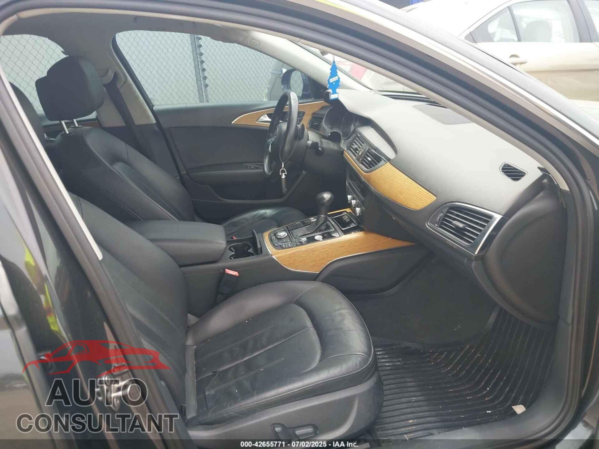 AUDI A6 2012 - WAUDFAFC6CN081355