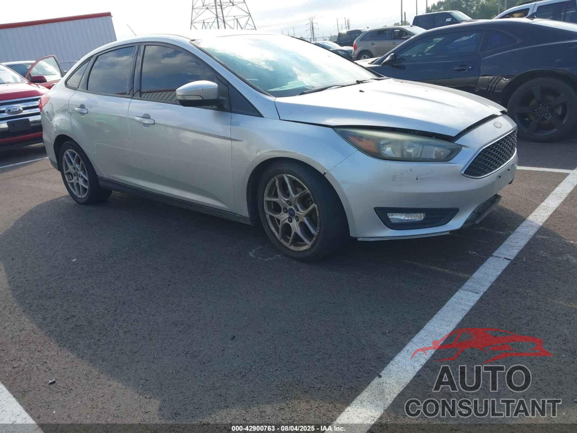 FORD FOCUS 2015 - 1FADP3F25FL218746