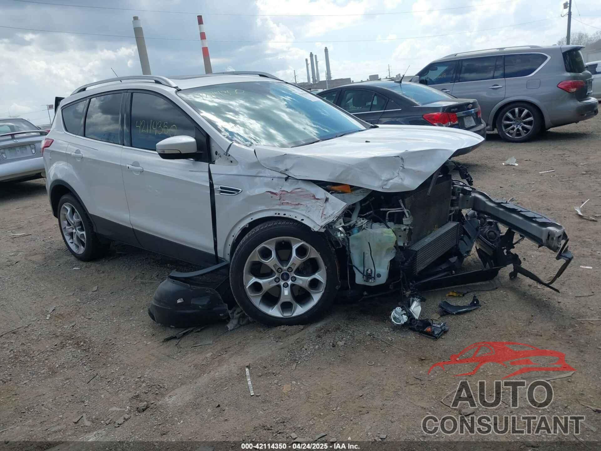 FORD ESCAPE 2016 - 1FMCU9J95GUB81033