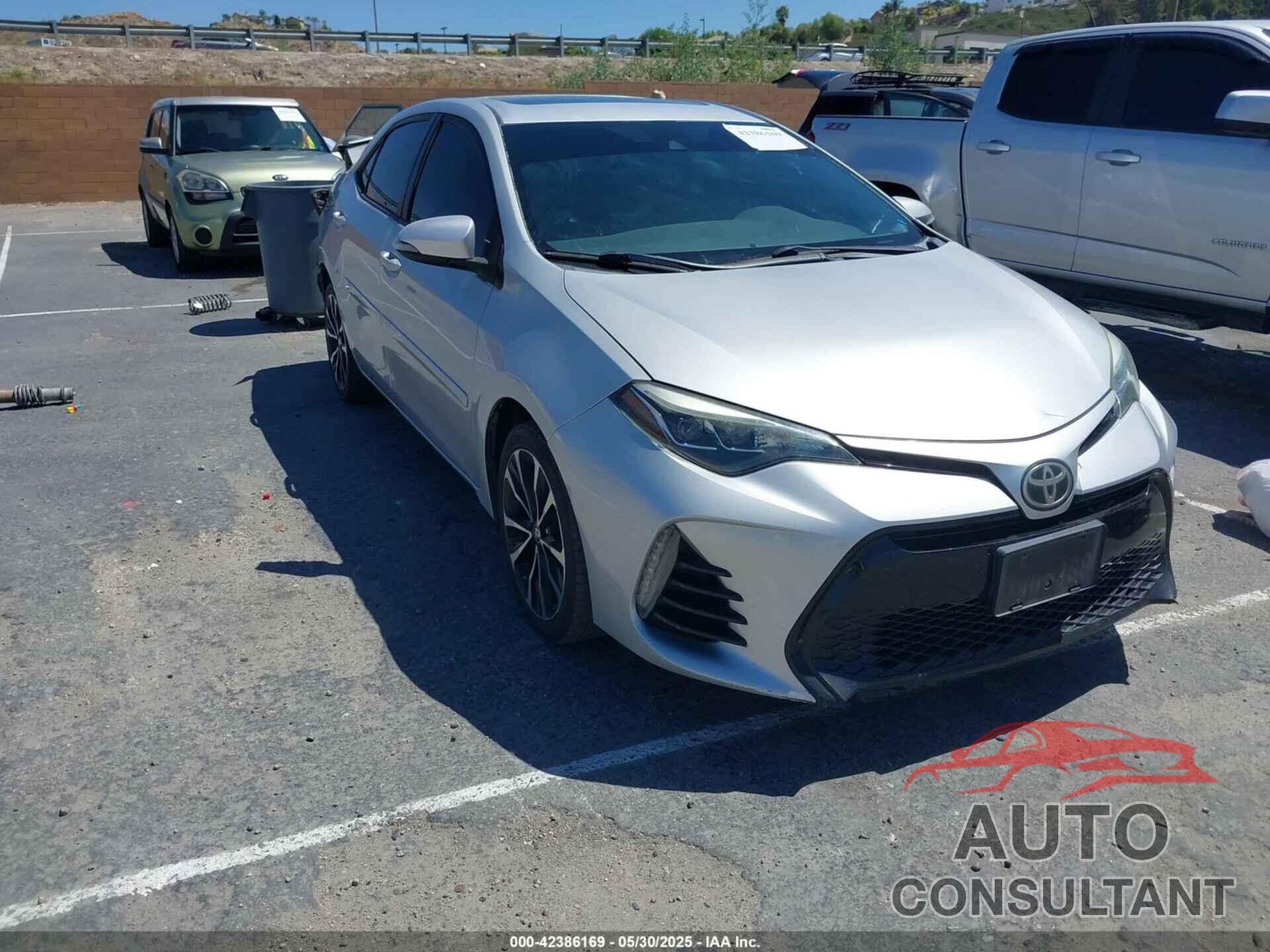 TOYOTA COROLLA 2017 - 5YFBURHE3HP619405