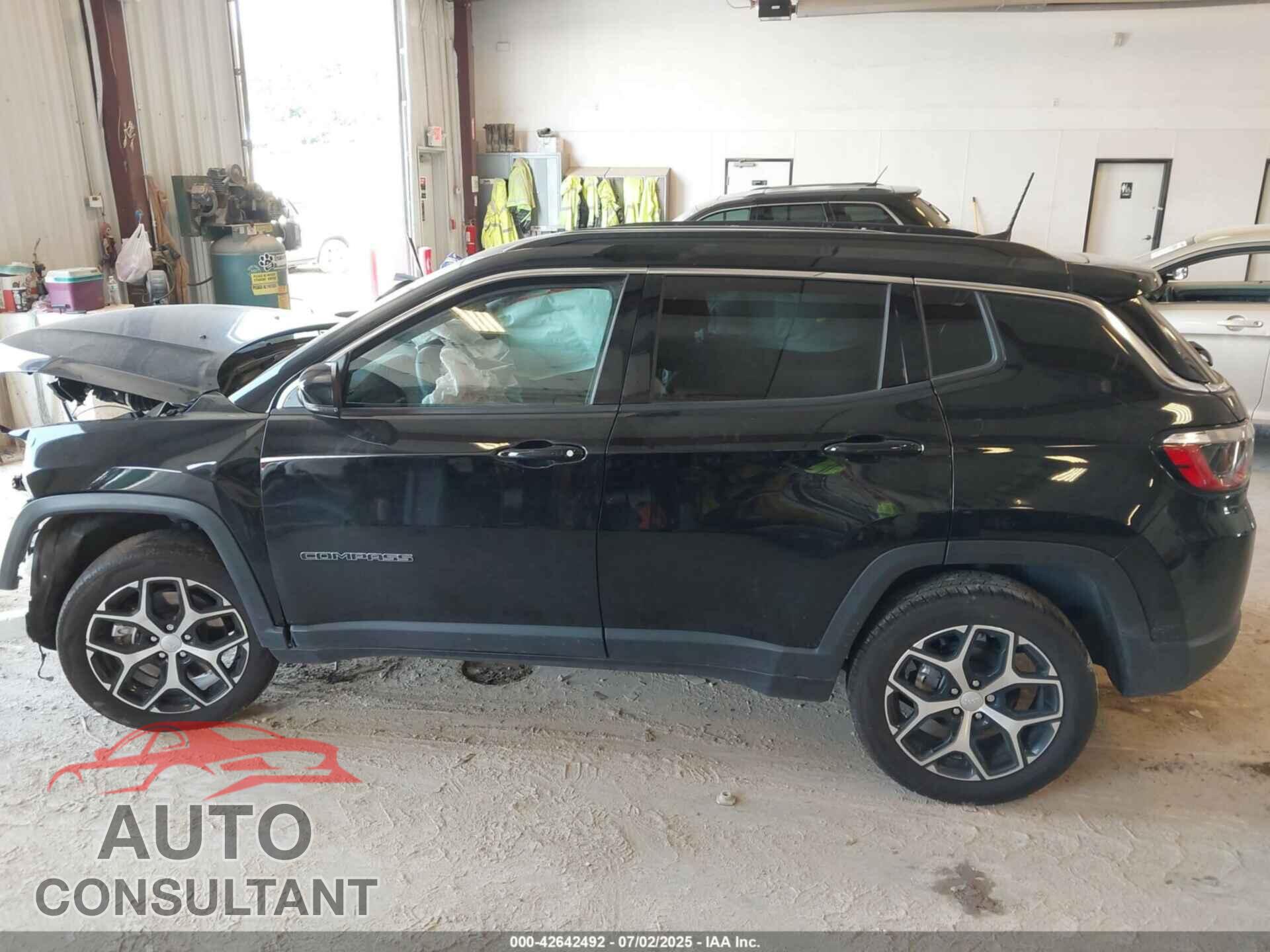 JEEP COMPASS 2024 - 3C4NJDCN0RT102366
