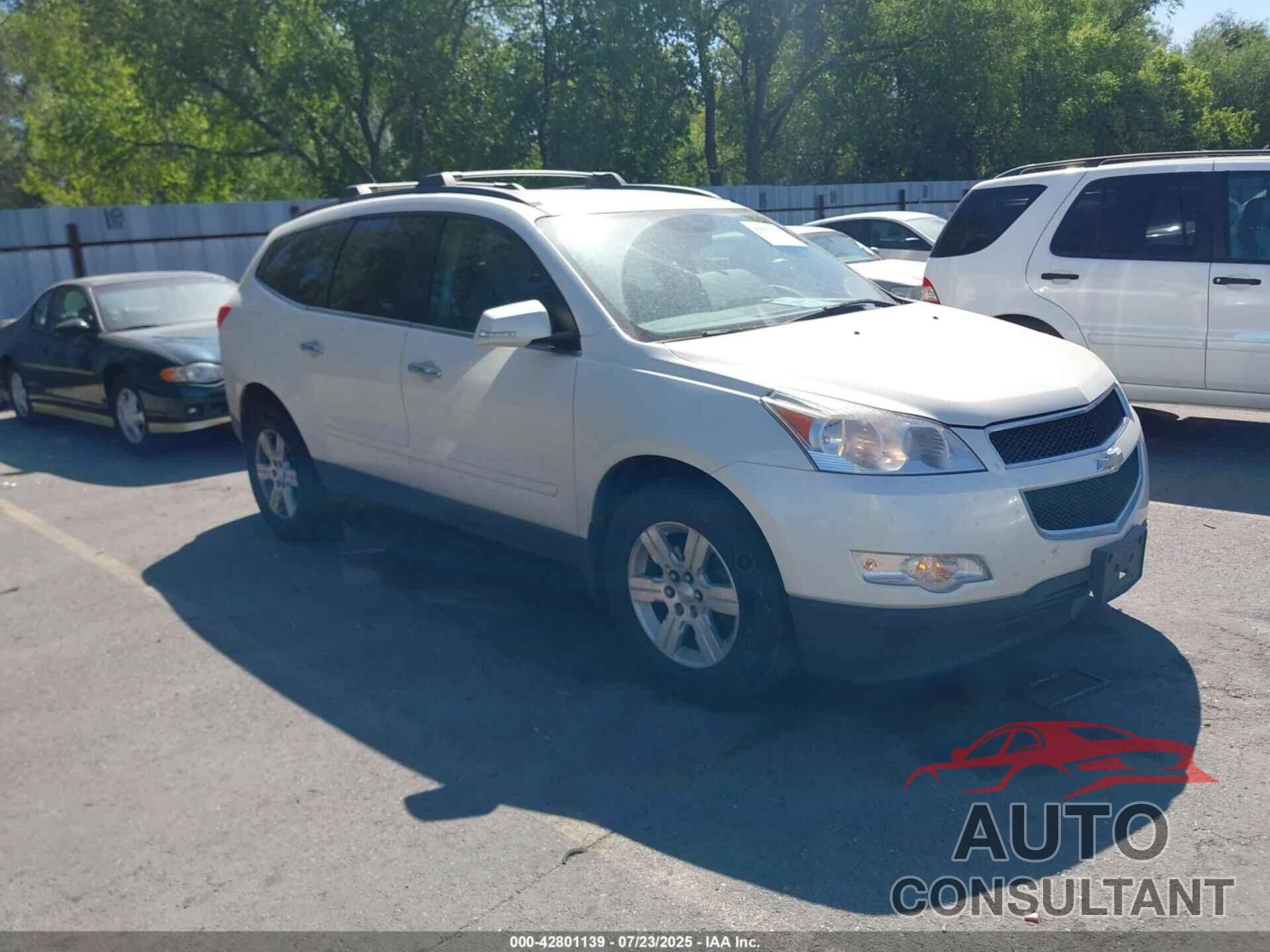 CHEVROLET TRAVERSE 2012 - 1GNKVJED8CJ211738