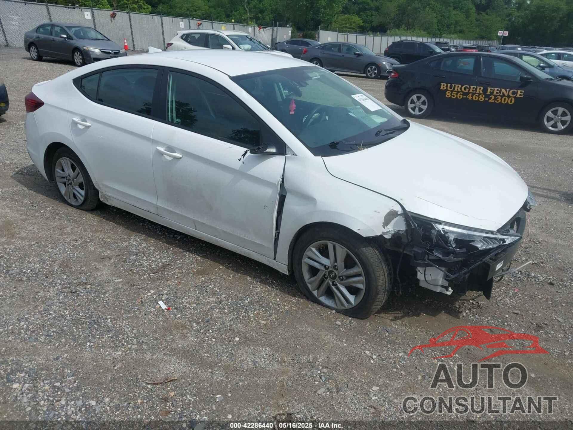 HYUNDAI ELANTRA 2020 - 5NPD84LF2LH628019