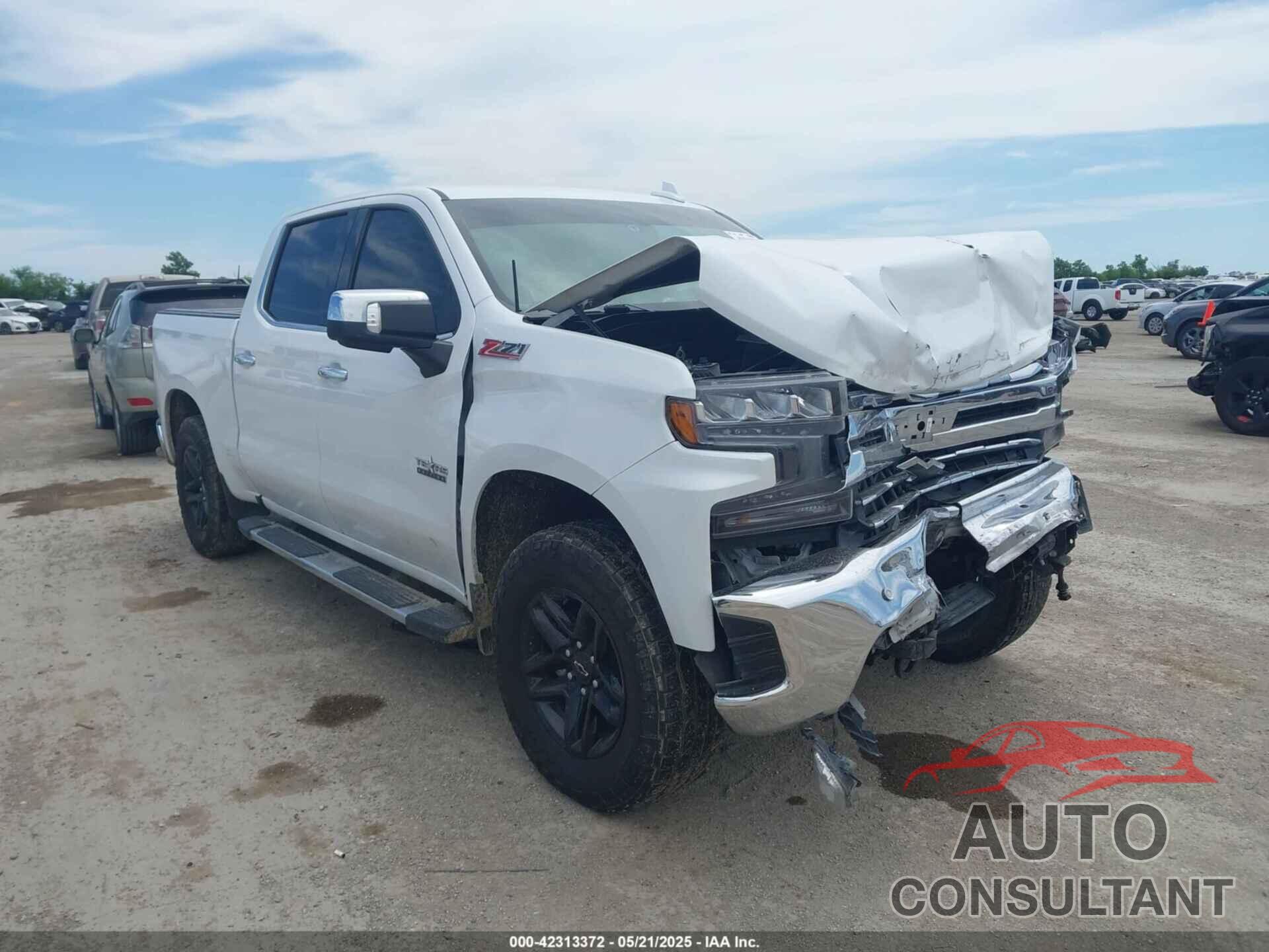 CHEVROLET SILVERADO 1500 LTD 2022 - 1GCUYGEL6NZ205945